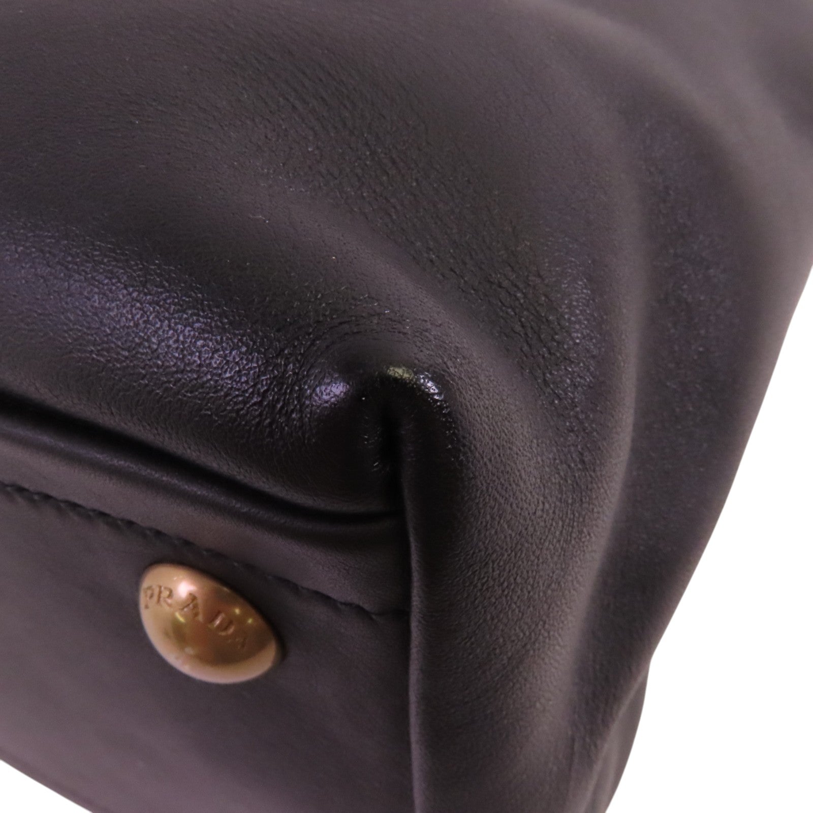 PRADA 牛皮皮革City Bag金扣肩背袋