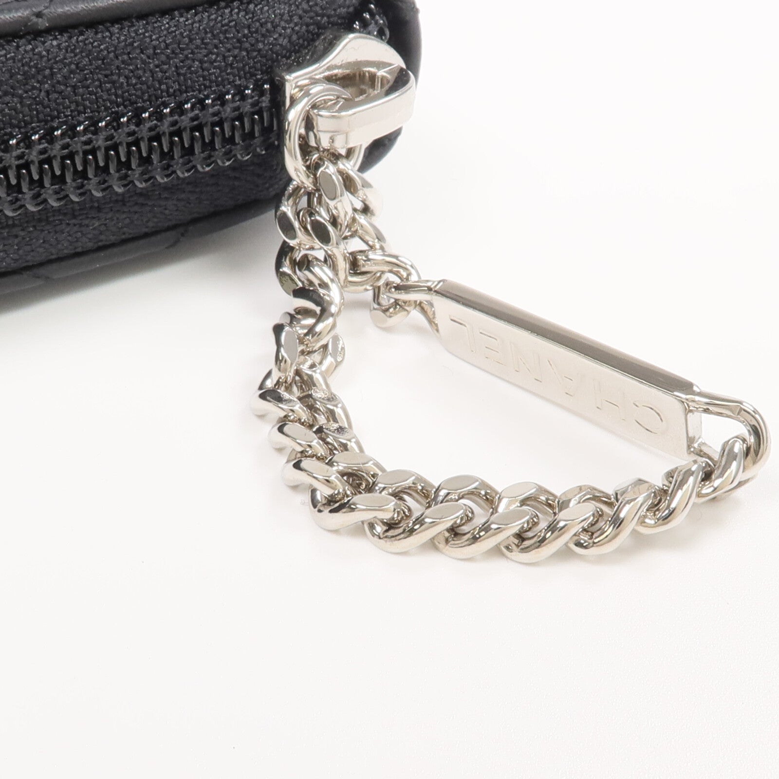 CHANEL 牛皮皮革Cambon Wallet銀扣拉鏈長錢包
