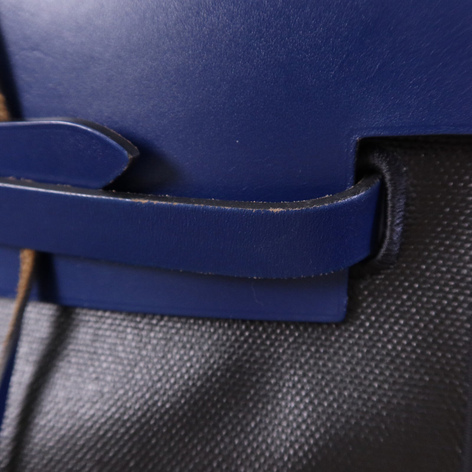 HERMES Vache Liegee皮革Herbag MM銀扣手挽肩背兩用袋Bleu Brighton/Noir