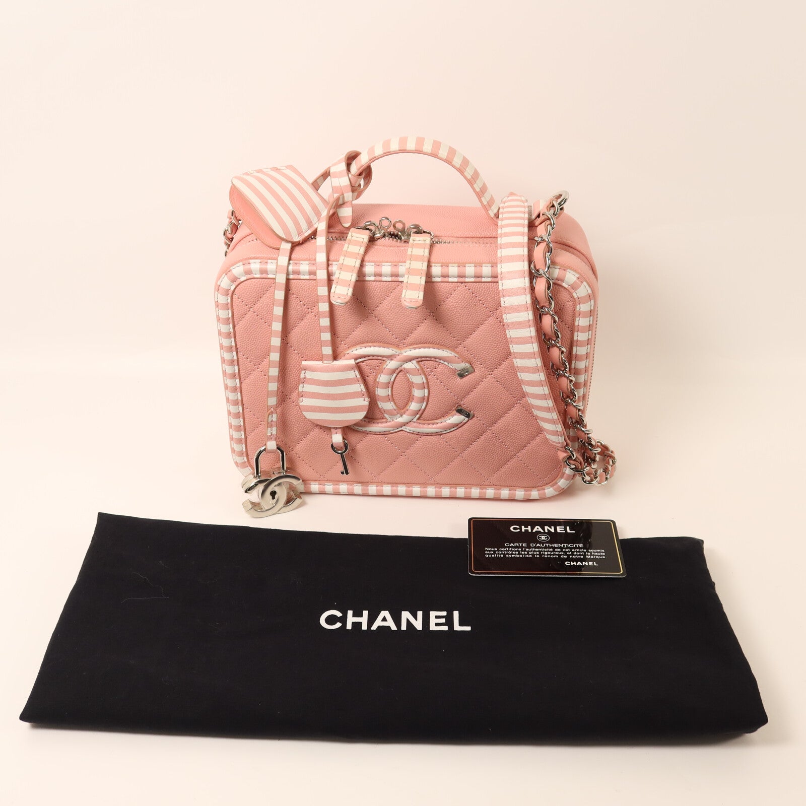 CHANEL 牛皮皮革Vanity Case銀扣鏈帶手挽肩背兩用袋