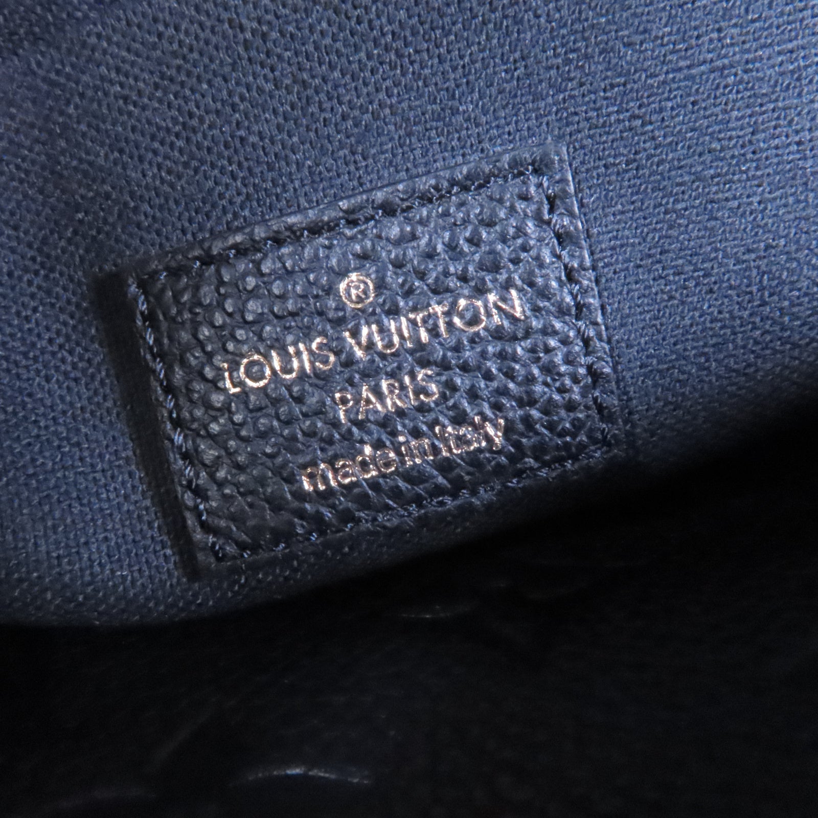 LOUIS VUITTON Mnogram Empreinte Felicie Pochette金扣鏈帶肩背袋黑色