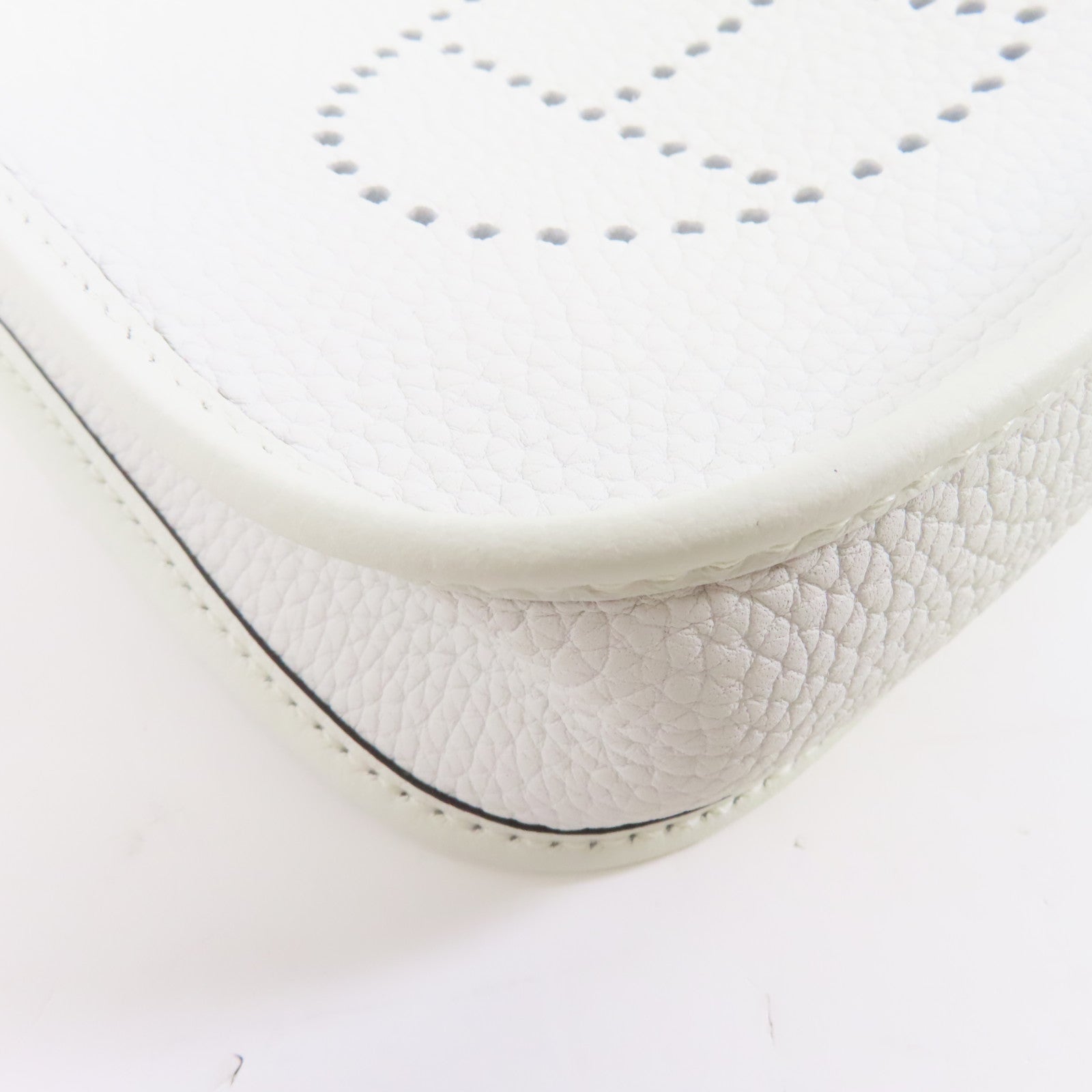 HERMES Clemence皮革Evelyne TPM銀扣肩背袋New White/白色
