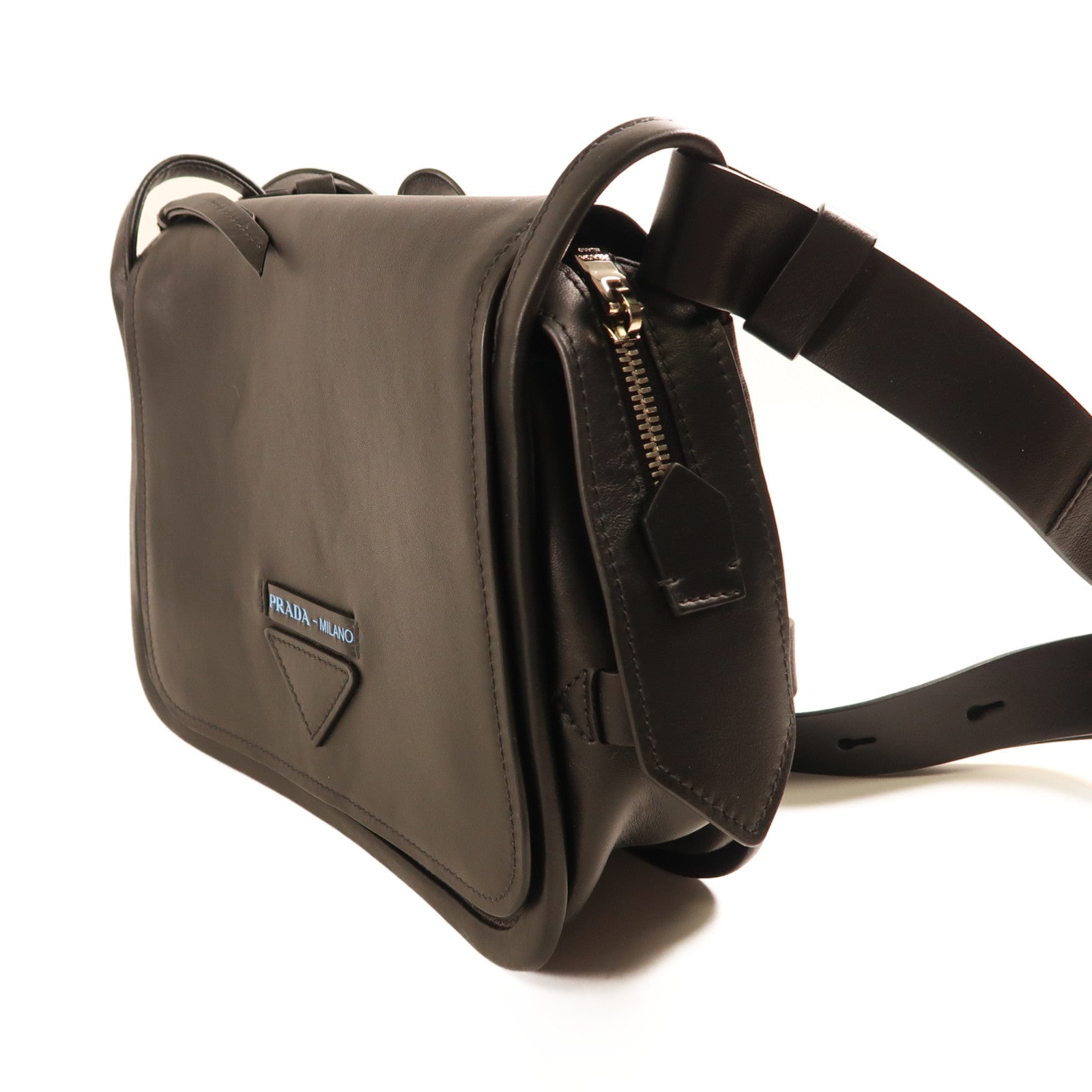 PRADA 牛皮皮革Etiquette Bag銀扣肩背袋