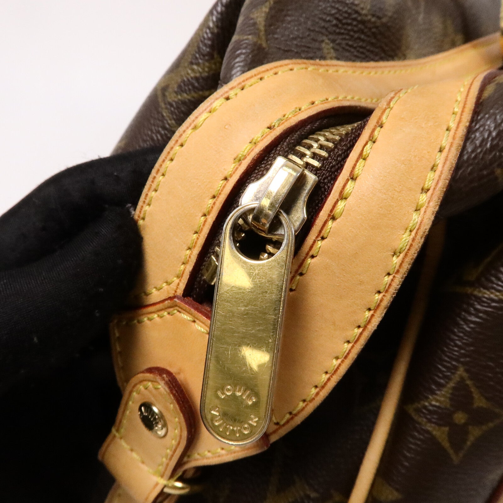 LOUIS VUITTON Monogram Stresa PM肩背袋