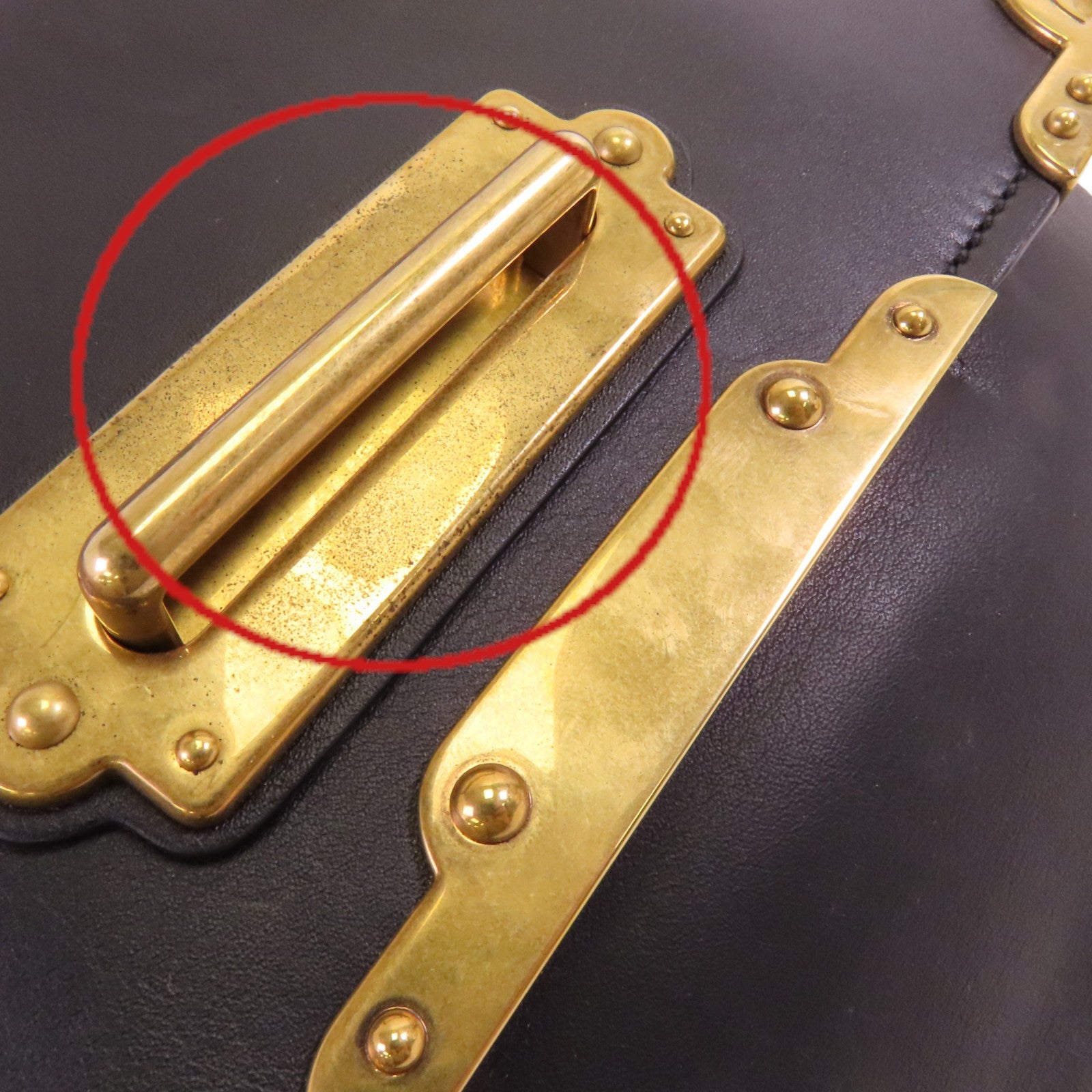 PRADA 牛皮皮革City Bag金扣肩背袋