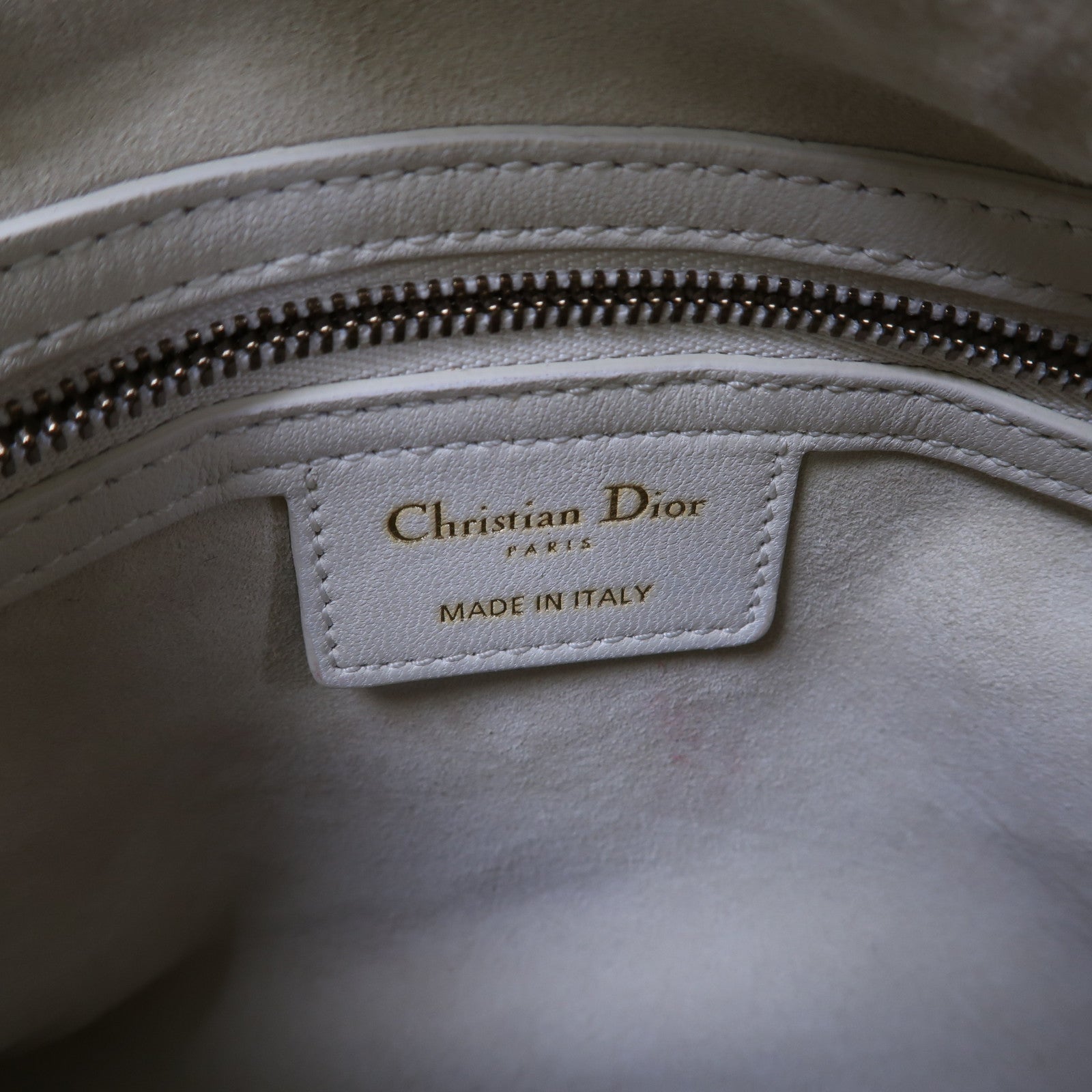 Dior 羊皮皮革Lady Dior金扣手挽肩背兩用袋白色– Brand Off Hong