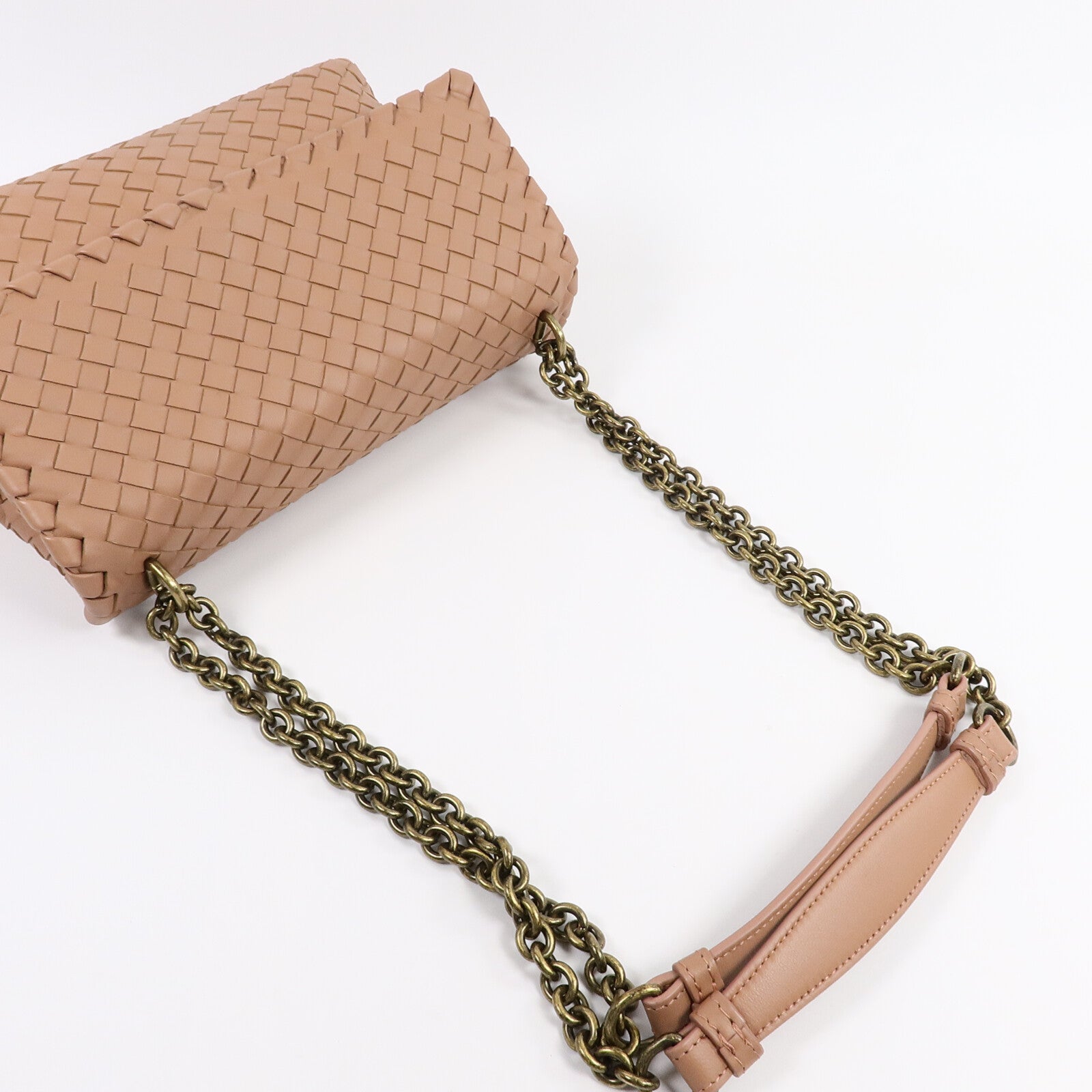 BOTTEGA VENETA 羊皮皮革Small Olimpia Bag鏈帶肩背袋