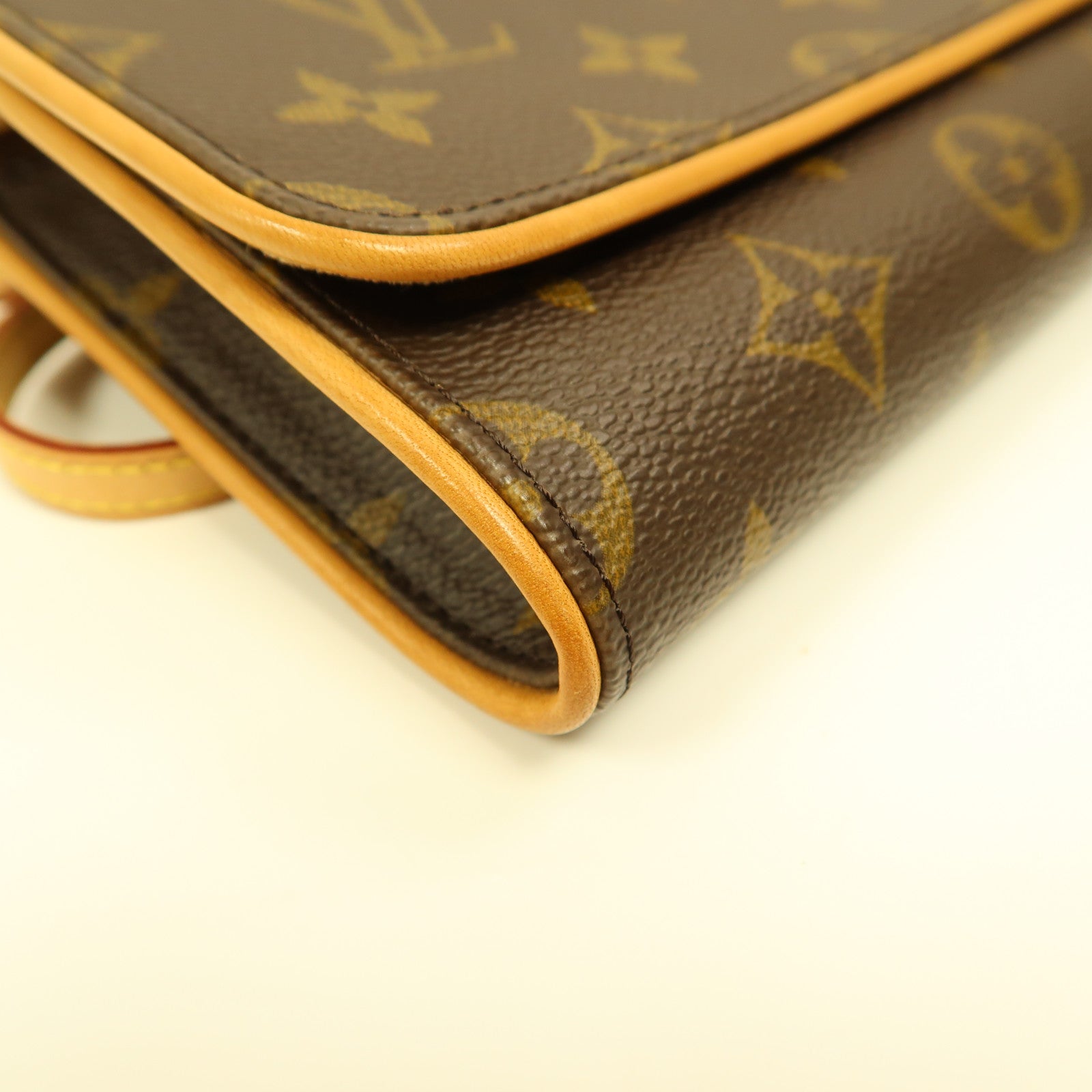 LOUIS VUITTON Monogram Pechette Twin GM金扣肩背袋啡色