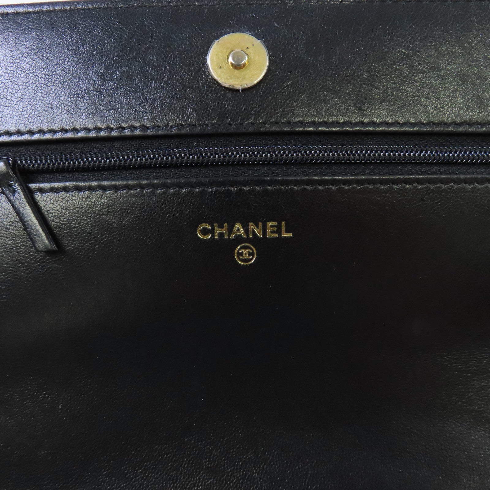 CHANEL 菱格羊皮皮革Chanel 19 WOC Wallet On Chain Shoulder Bag金扣手挽肩背兩用袋黑色