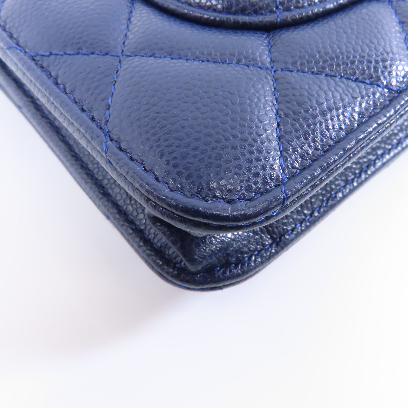 CHANEL 【激減優惠】菱格牛皮皮革WOC Wallet On Chain金扣鏈帶肩背袋深藍色