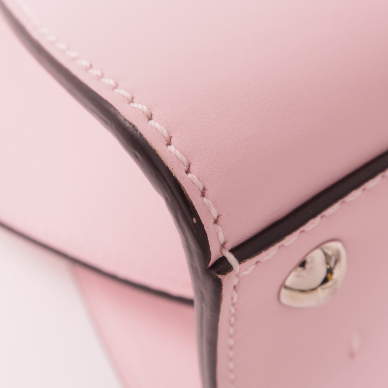 FENDI 牛皮皮革2 Way Shoulder銀扣手挽肩背兩用袋