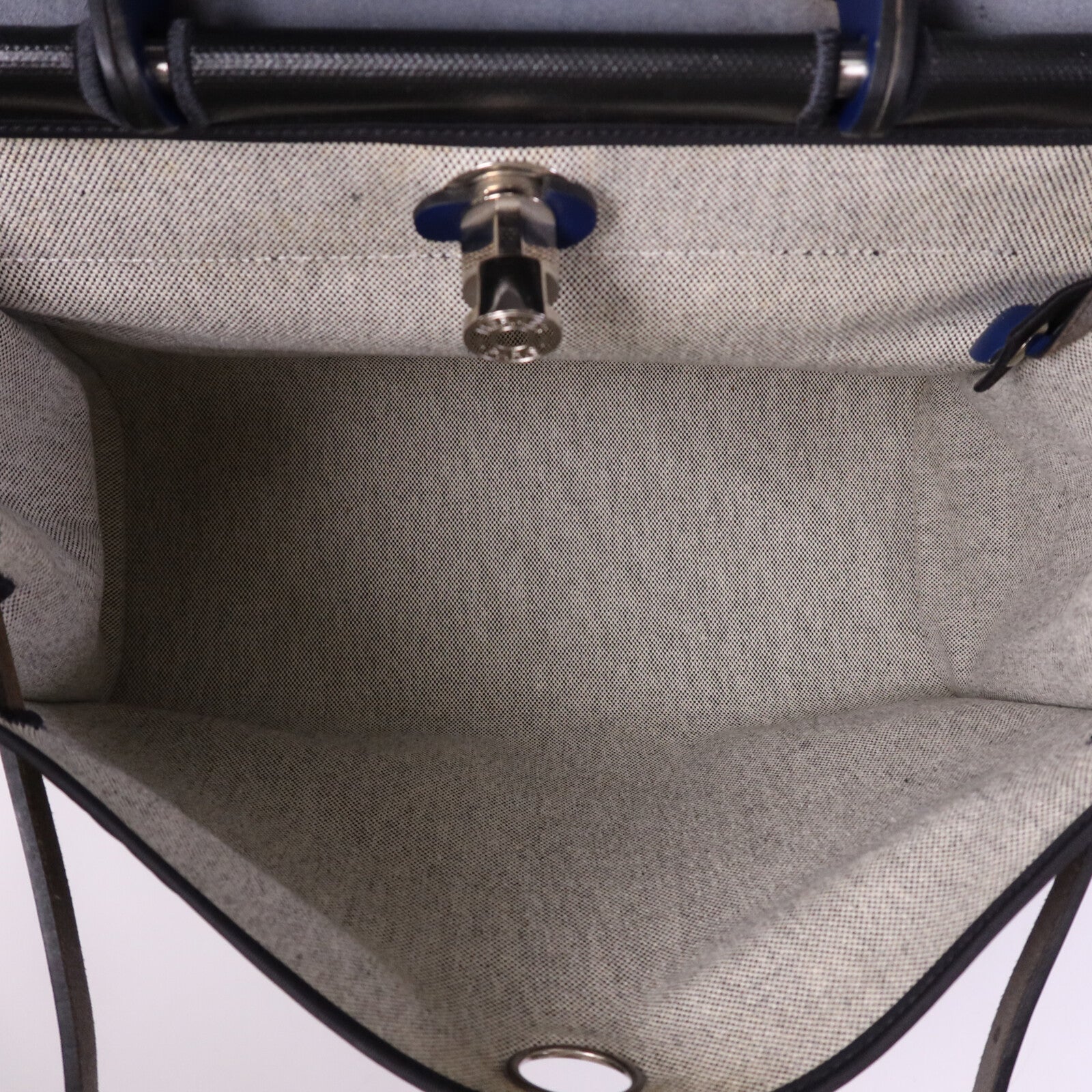 HERMES Vache Liegee皮革Herbag MM銀扣手挽肩背兩用袋Bleu Brighton/Noir