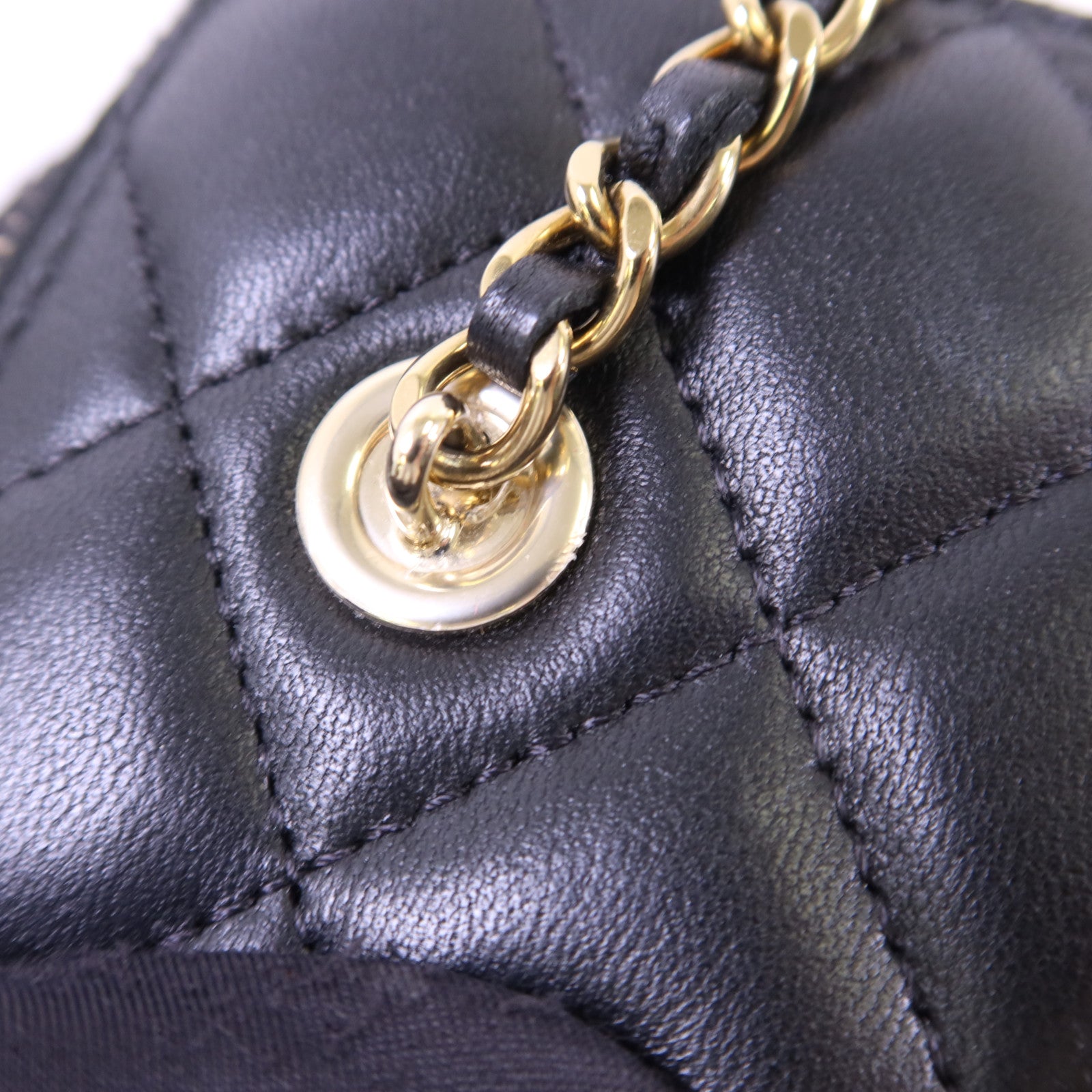 CHANEL 羊皮皮革Vanity Case金扣鏈帶肩背袋