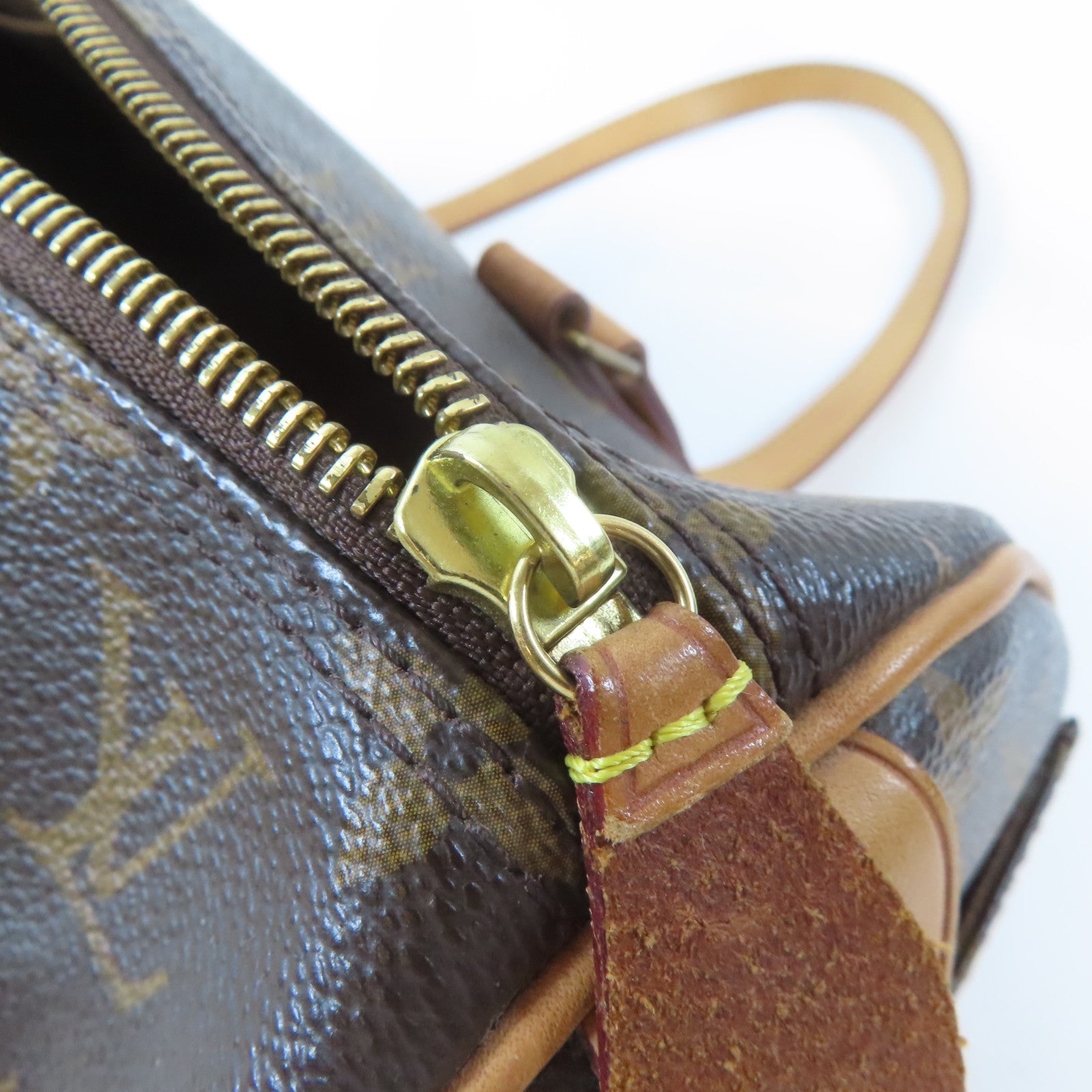LOUIS VUITTON Monogram Papillon金扣肩背袋啡色