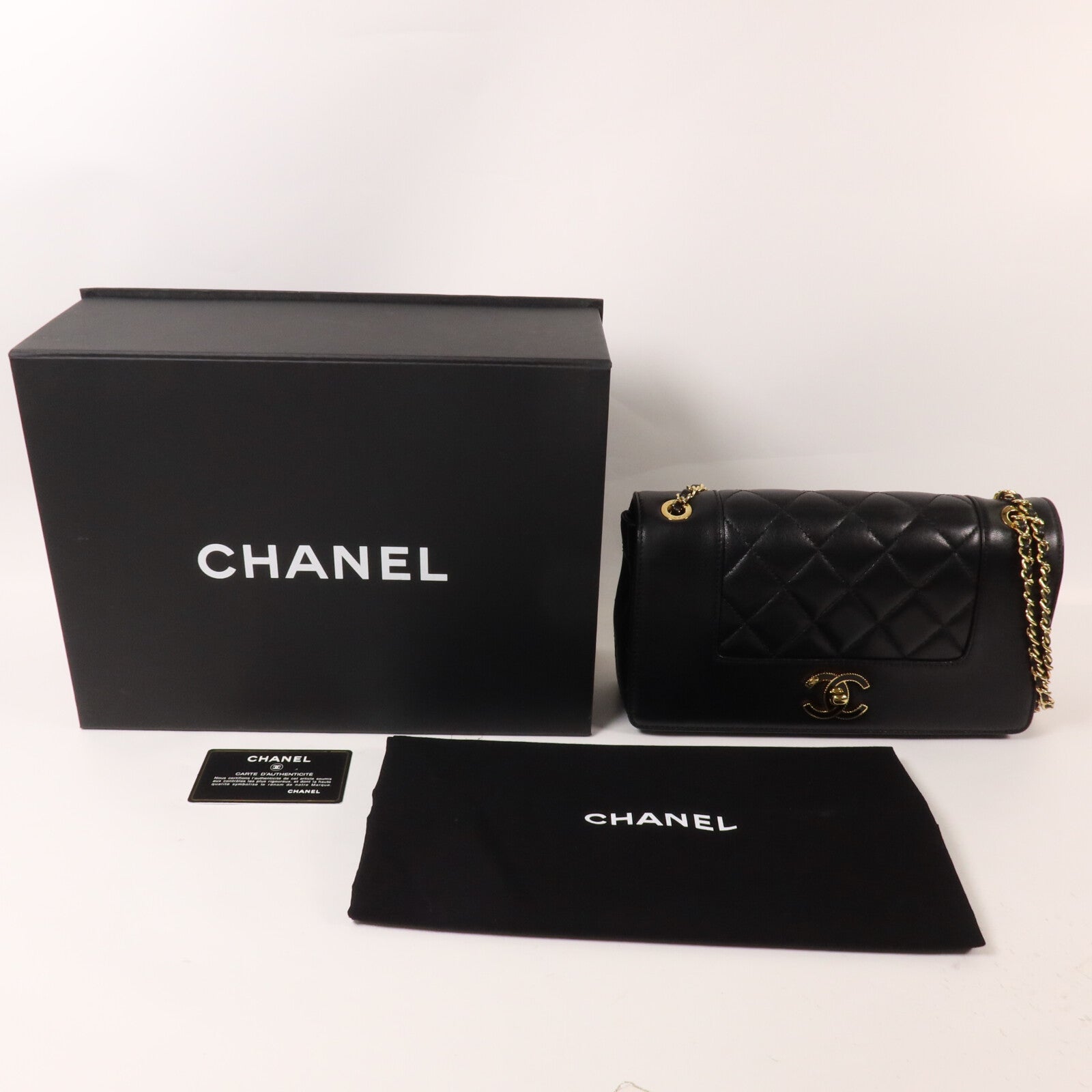 CHANEL 牛皮皮革Chain Shoulder鏈帶肩背袋