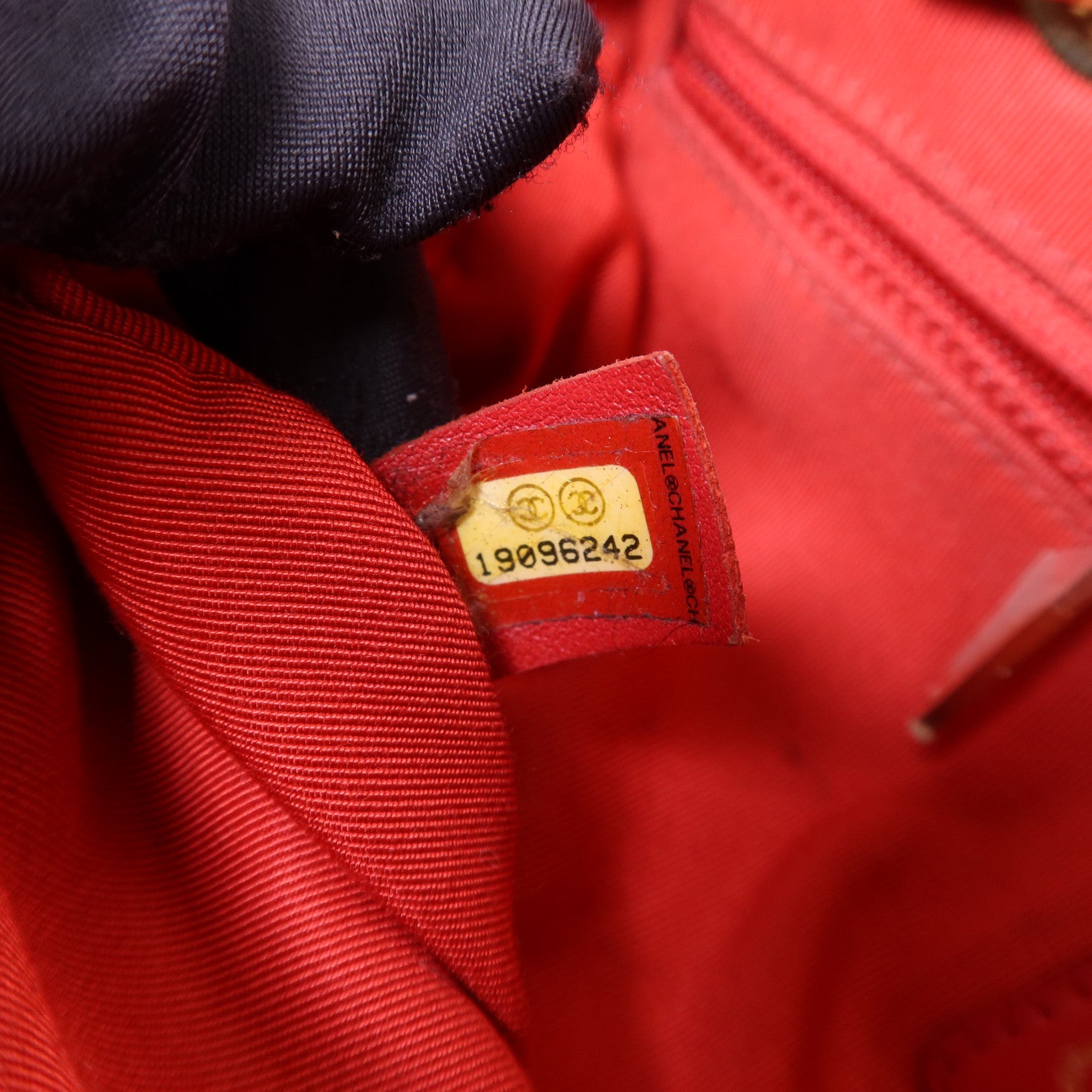 CHANEL 布料Chain Shoulder Bag金扣鏈帶肩背袋