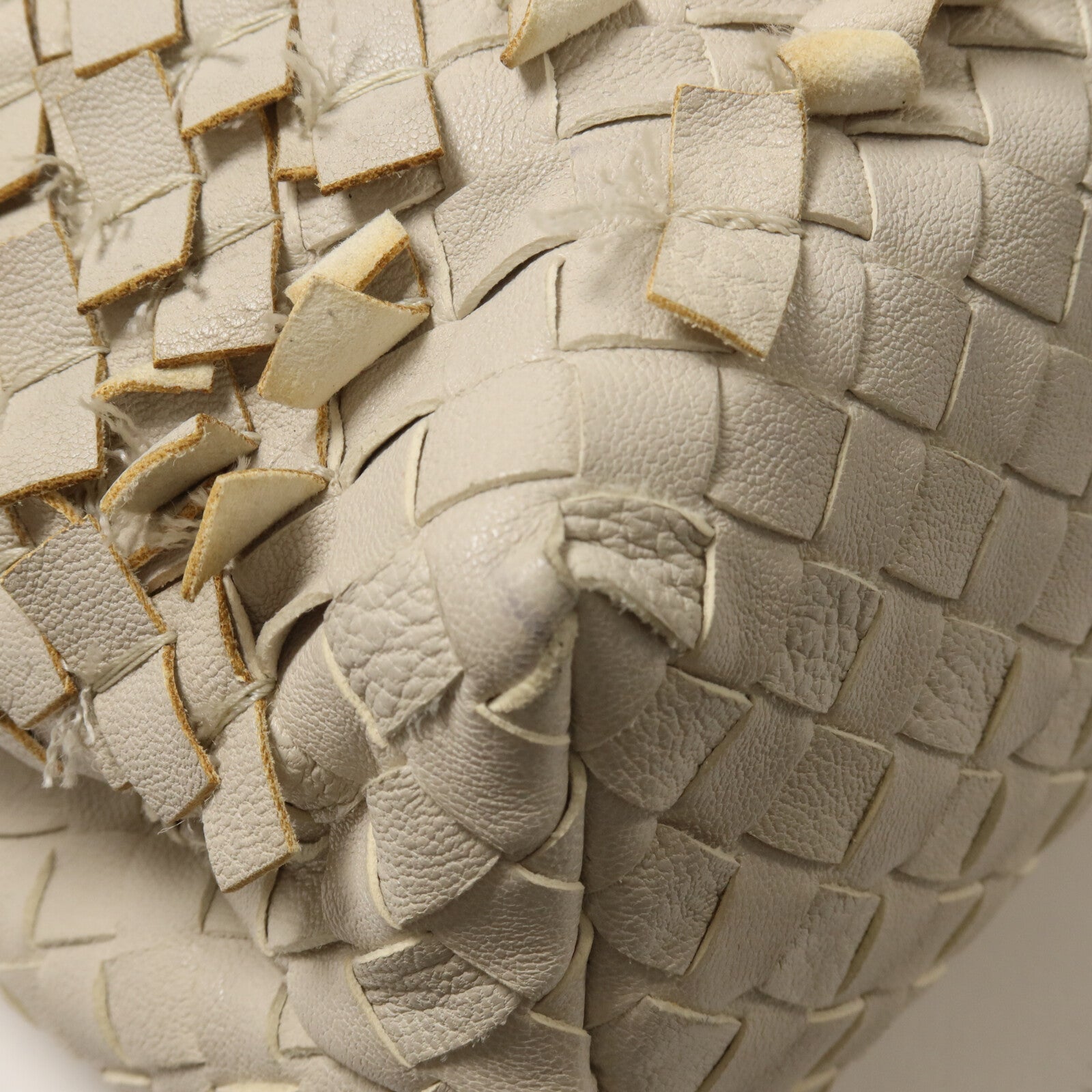 BOTTEGA VENETA 牛皮皮革Shoulder Bag鏈帶肩背袋