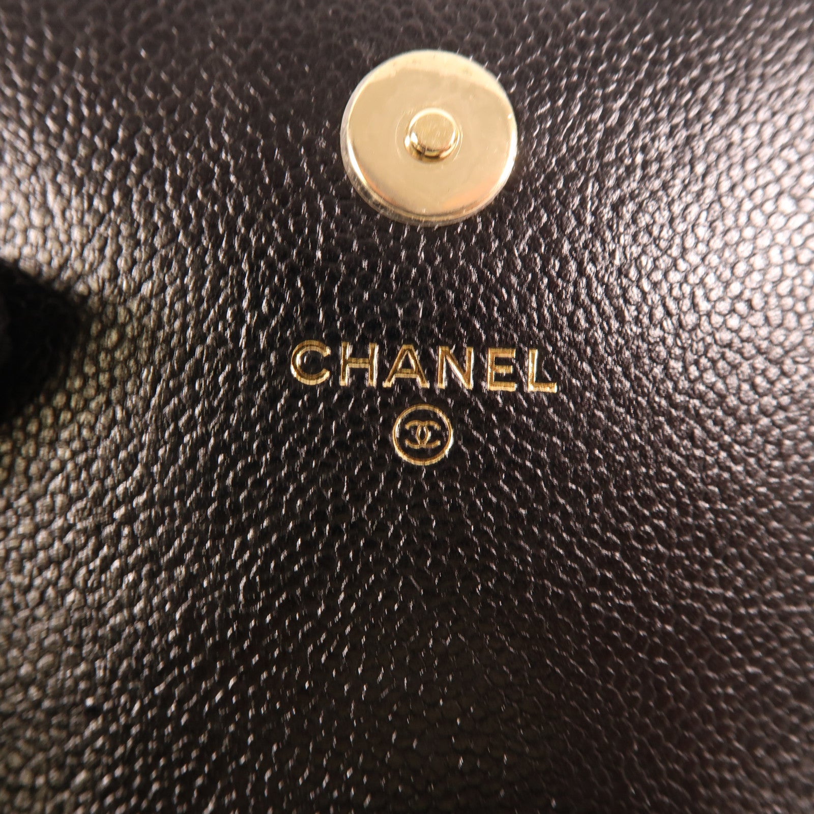 CHANEL 牛皮皮革Boy Phone Bag金扣鏈帶肩背袋