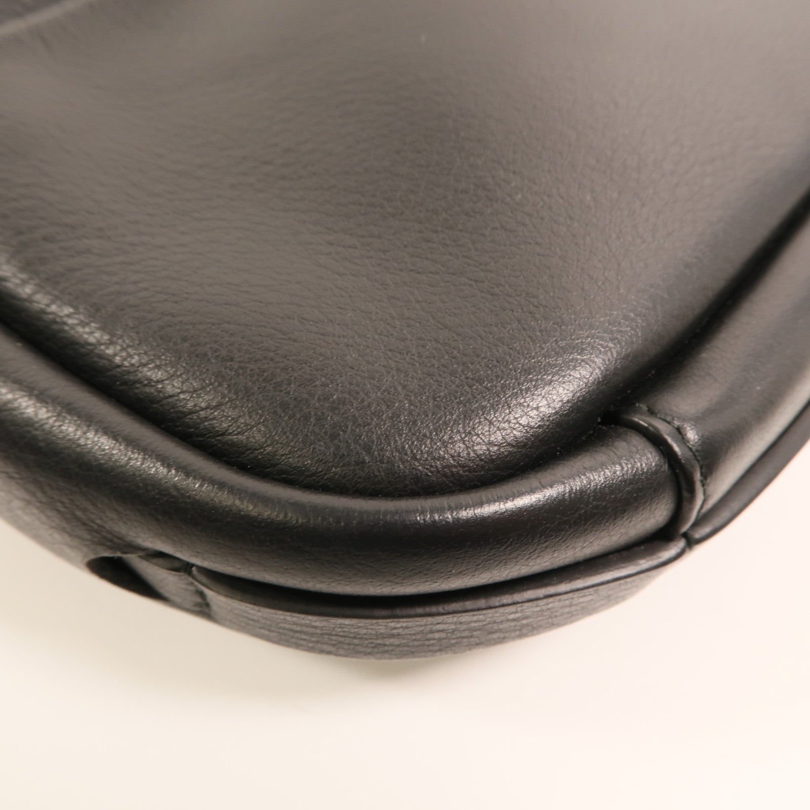 BALENCIAGA 牛皮皮革Everyday Camera Bag銀扣肩背袋