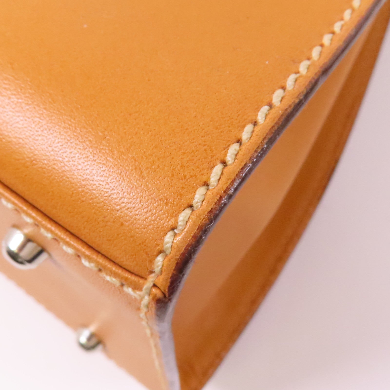 GUCCI 皮革Vintage Flap Buckle銀扣手挽肩背兩用袋