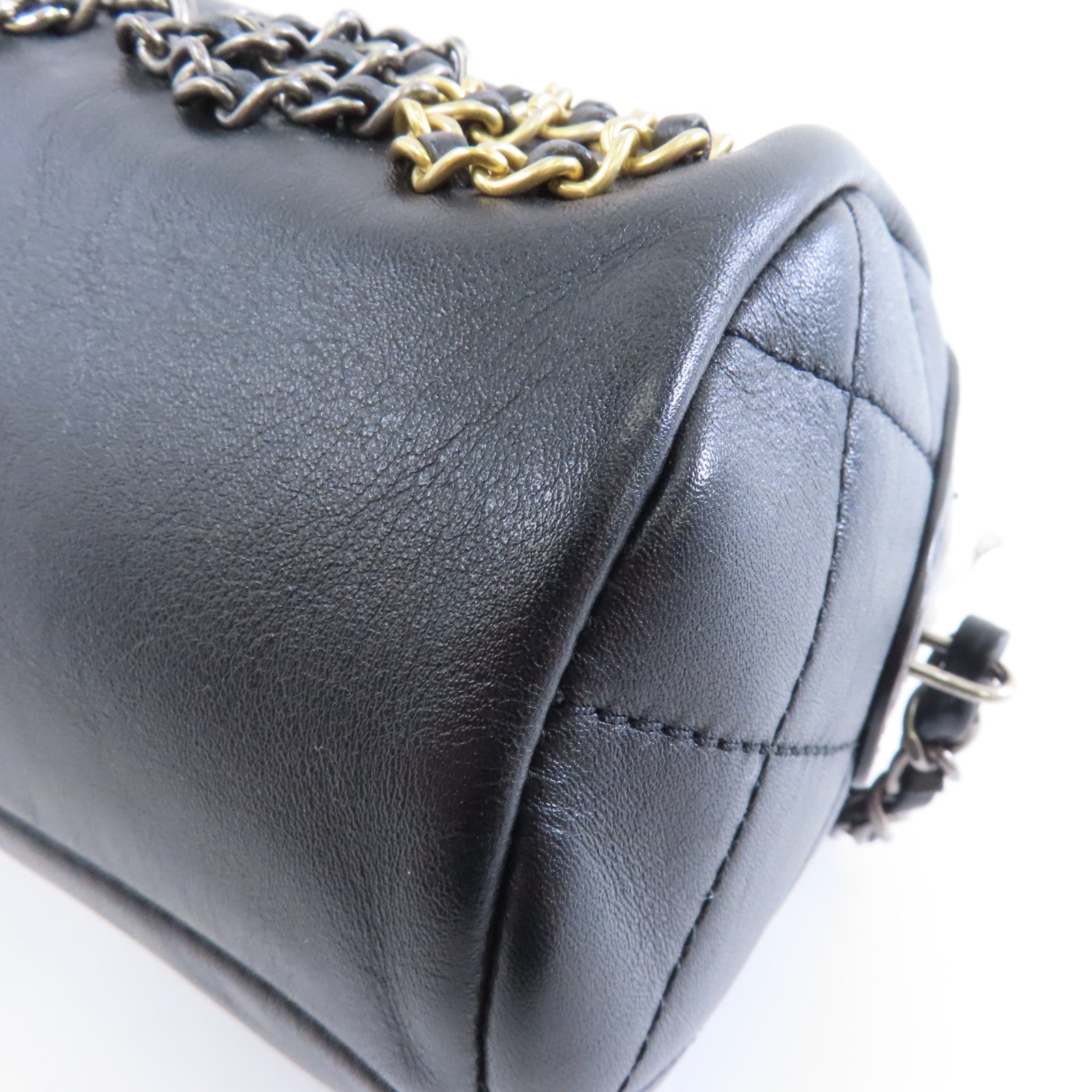 CHANEL 【激減優惠】牛皮皮革Bowling Chain Shoulder金扣鏈帶肩背袋黑色