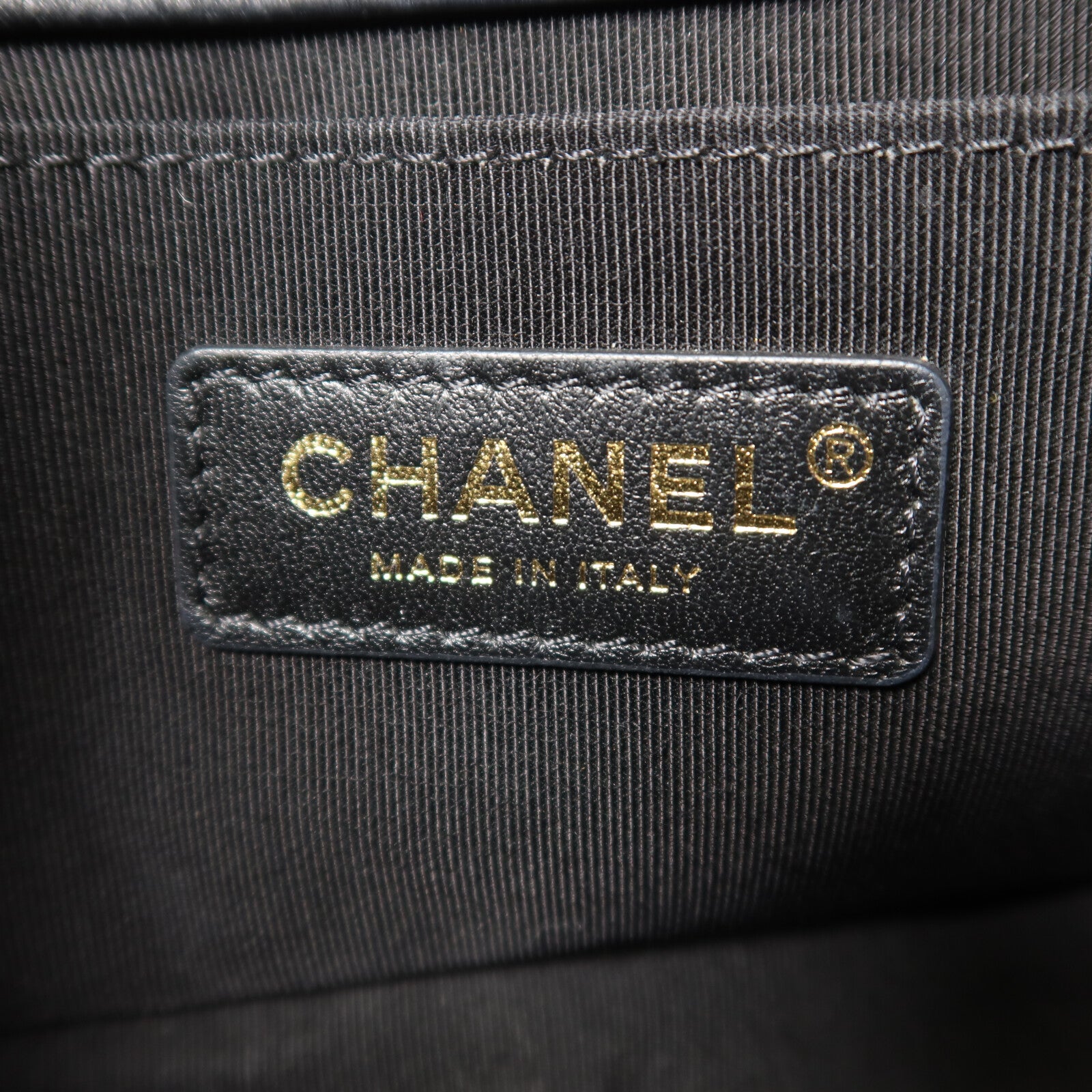 CHANEL 羊皮皮革Boy 20鏈帶肩背袋