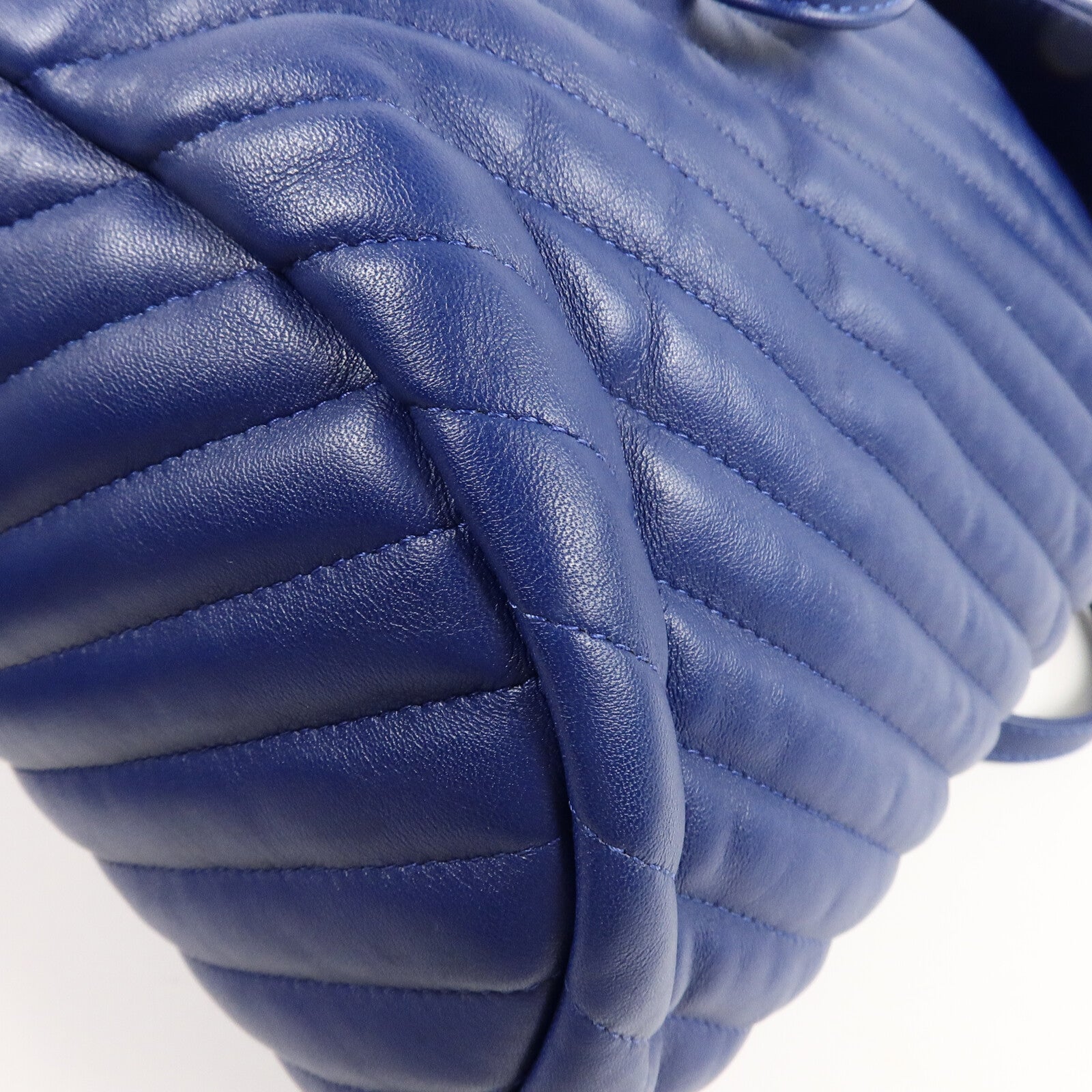 CHANEL 牛皮皮革Urban Spirit Backpack背包