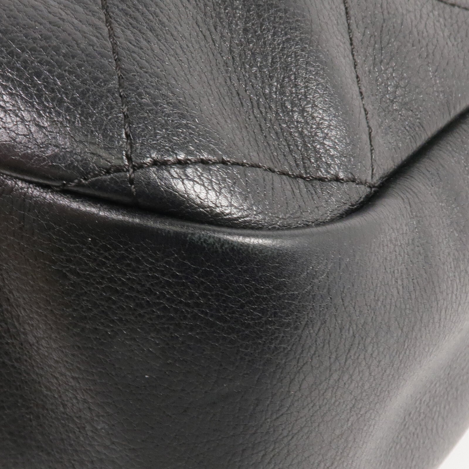 CHANEL 牛皮皮革Chain Shoulder Bag金扣鏈帶肩背袋