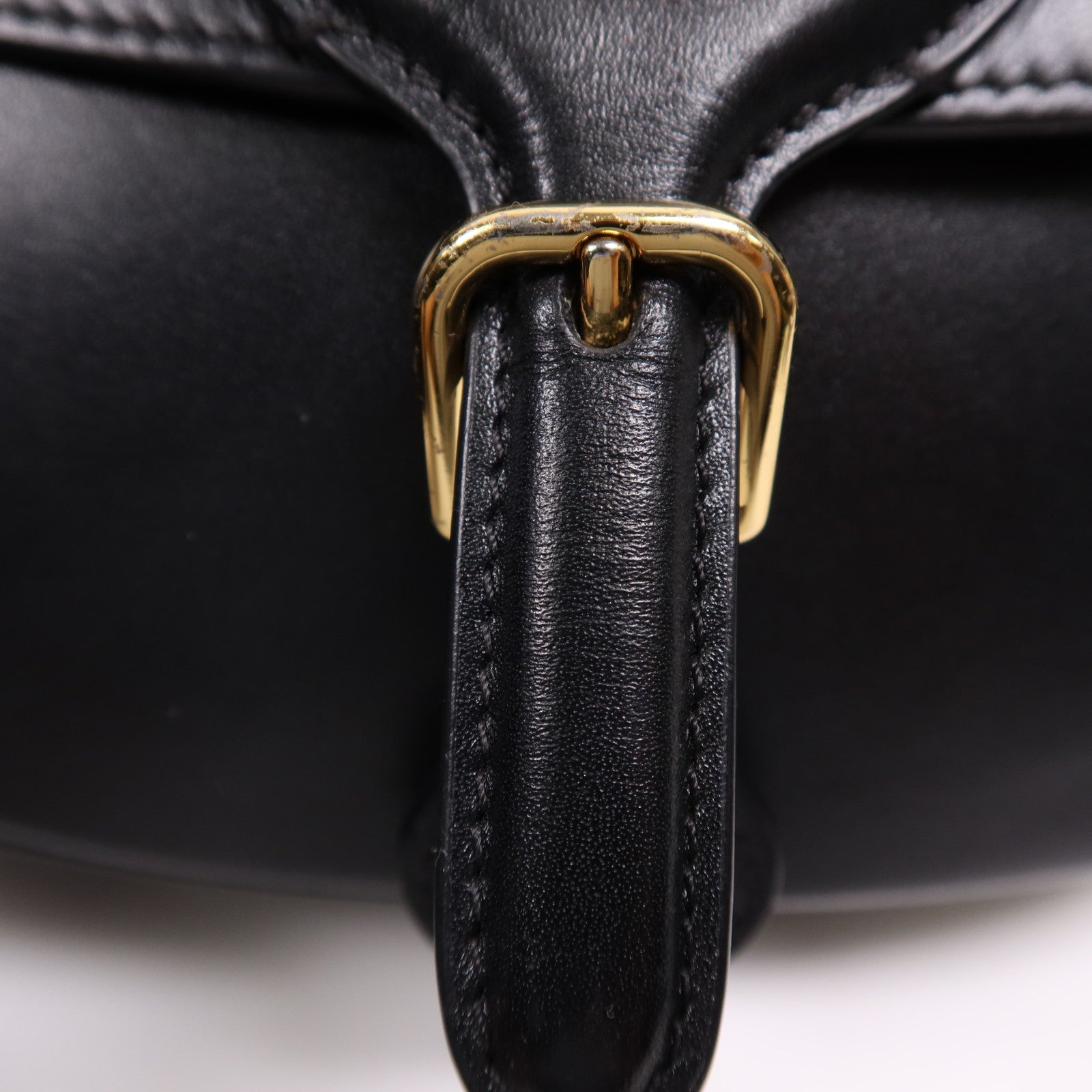 Dior 【激減優惠】牛皮皮革Bobby Bag Medium金扣肩背袋