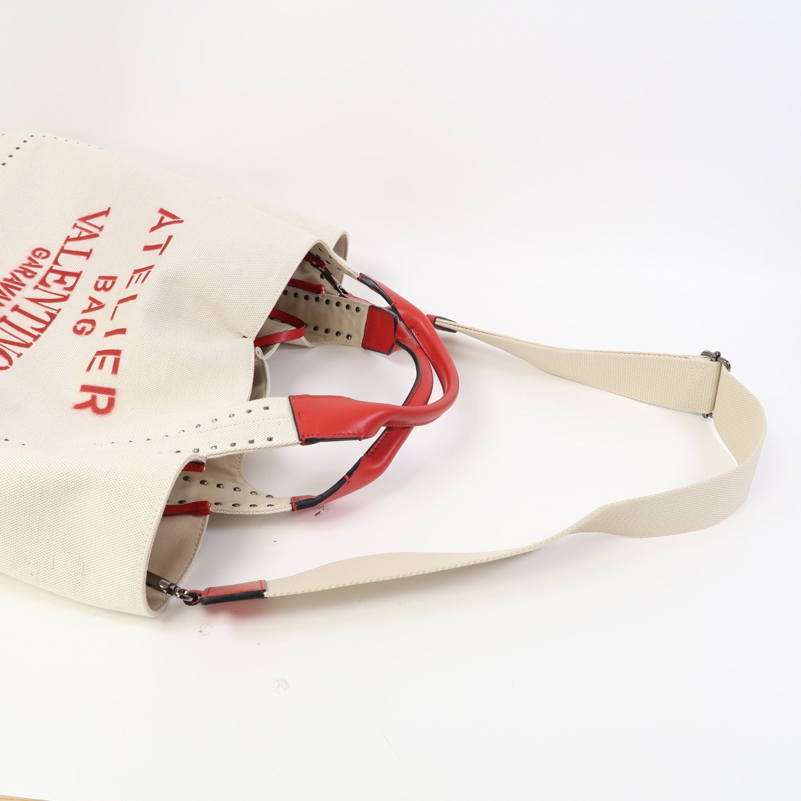 Valentino 帆布Garavani Atelier Bag 01 Metal Stitch Edition手挽肩背兩用袋米白色