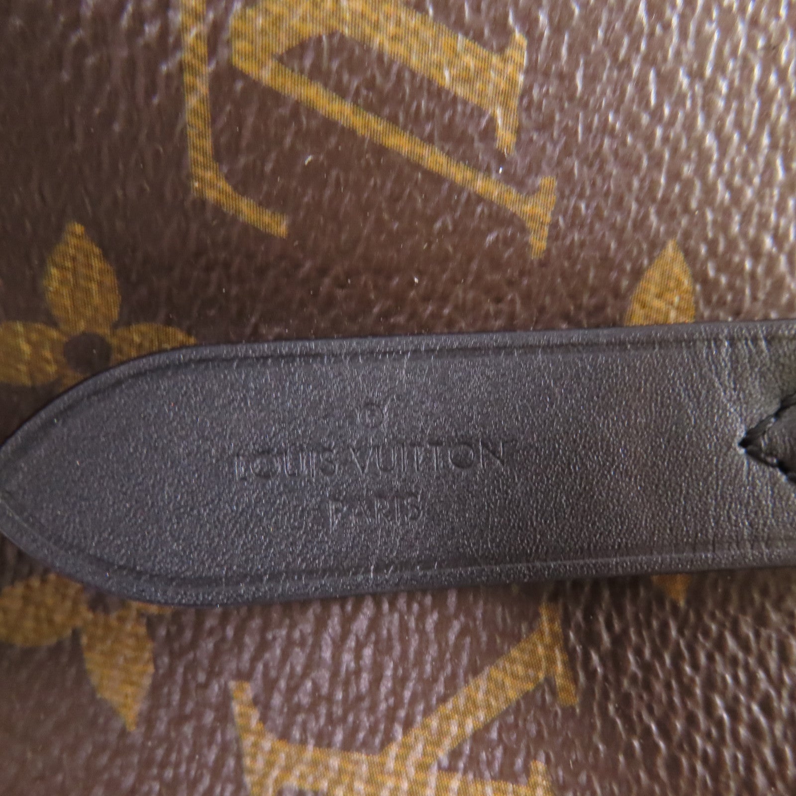 LOUIS VUITTON LV GHW Neo Noe MM Shoulder Handbag M44020 Monogram Brown