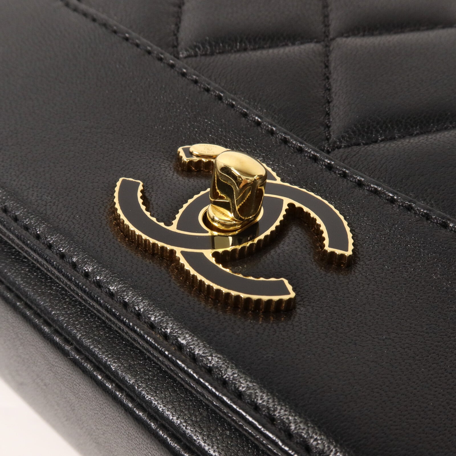 CHANEL 牛皮皮革Chain Shoulder鏈帶肩背袋
