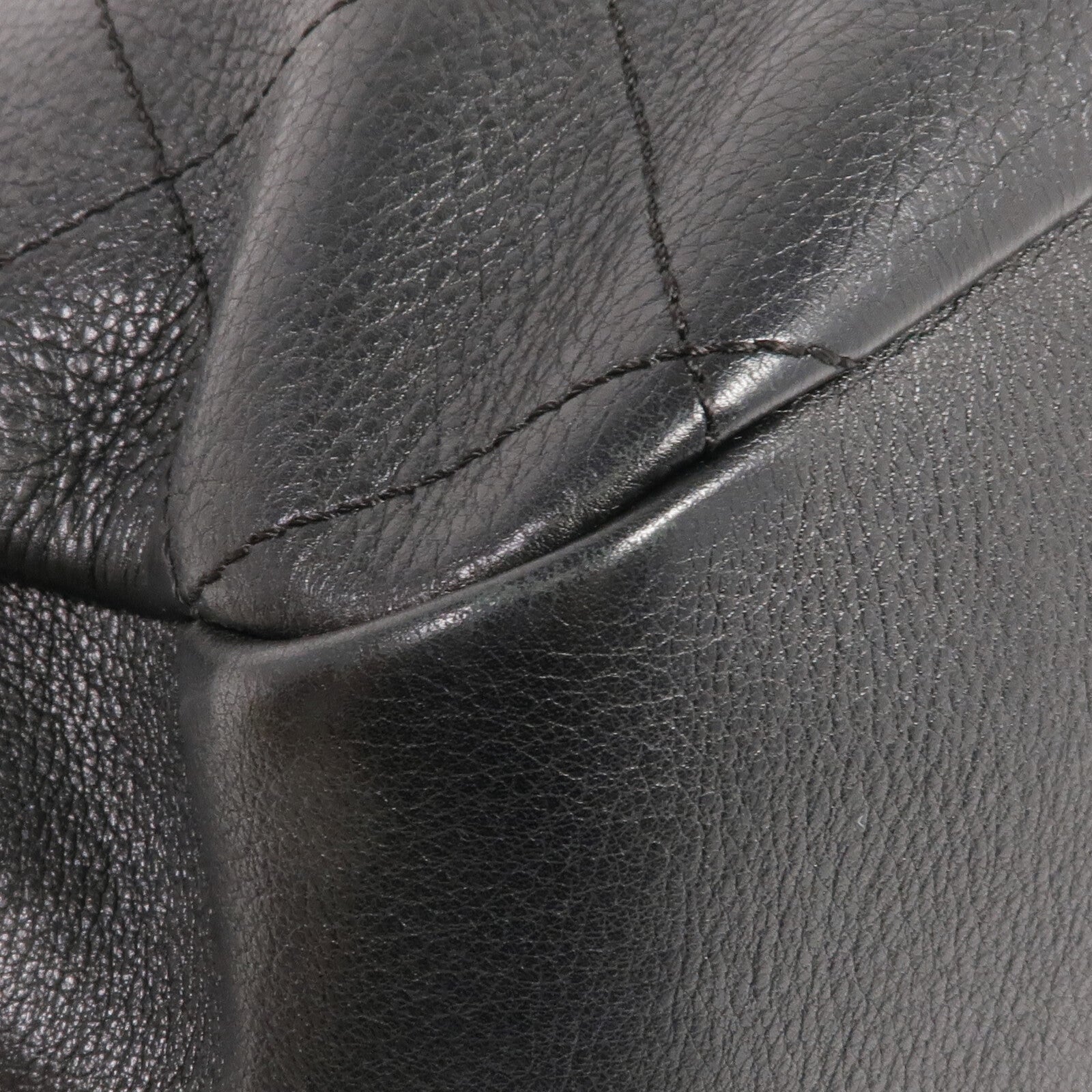 CHANEL 牛皮皮革Chain Shoulder Bag金扣鏈帶肩背袋