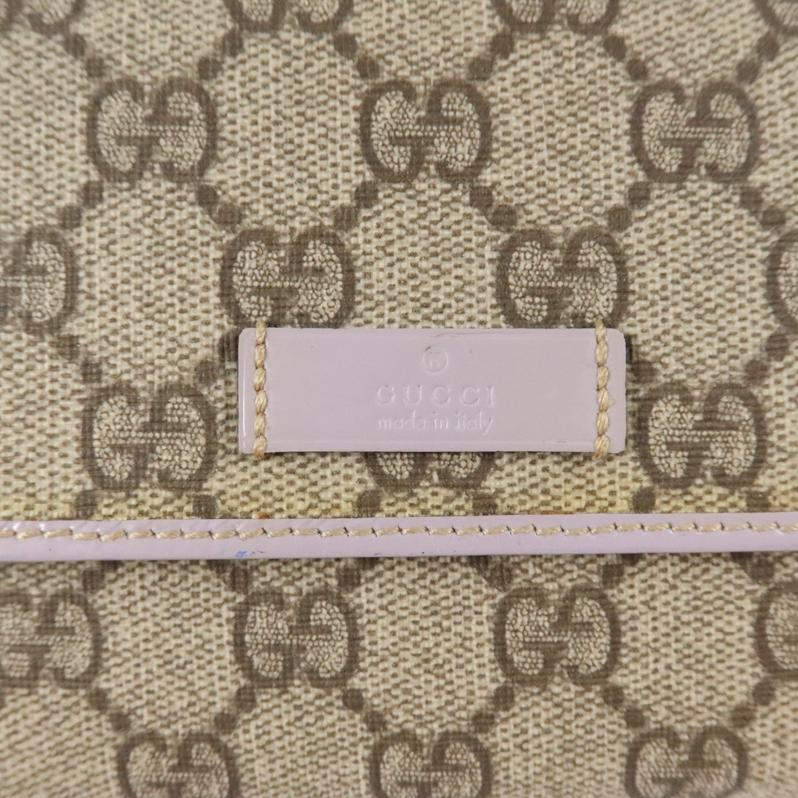 GUCCI 塗層帆布GG Supreme Continental Flap Wallet銀扣長錢包