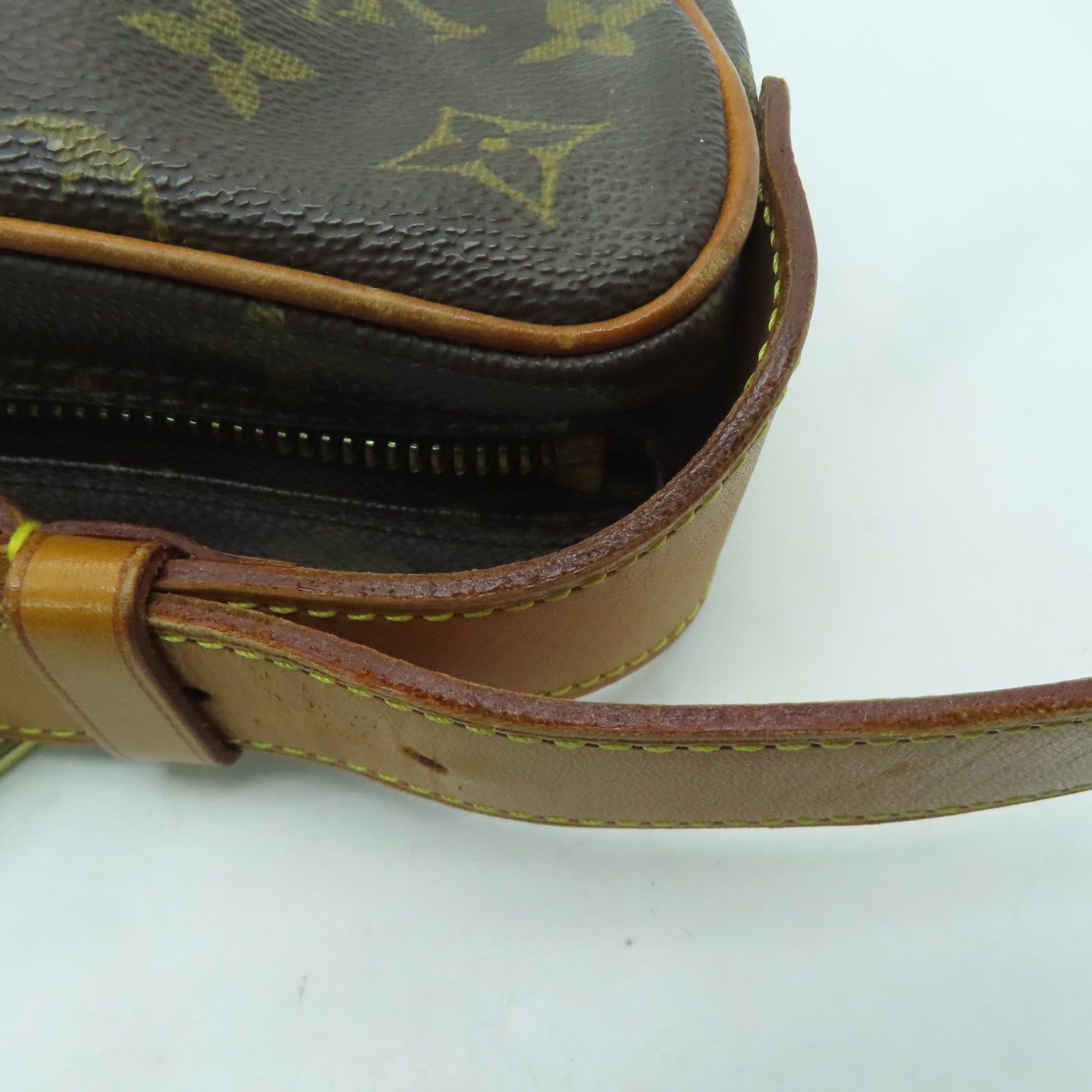 LOUIS VUITTON Monogram Croissant MM金扣肩背袋啡色