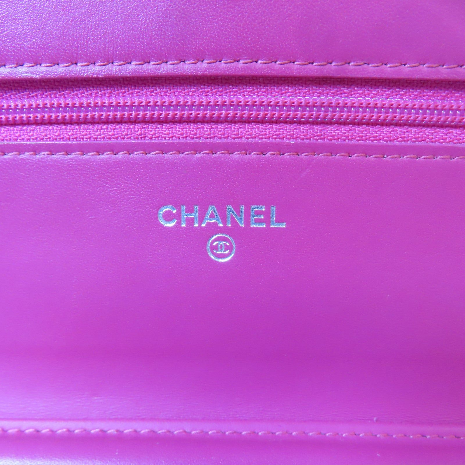 CHANEL 菱格漆皮皮革Woc Shoulder Bag銀扣鏈帶肩背袋紅色