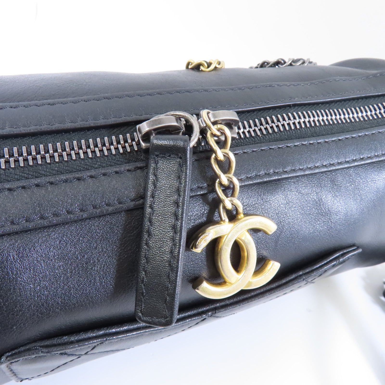 CHANEL 【激減優惠】牛皮皮革Bowling Chain Shoulder金扣鏈帶肩背袋黑色
