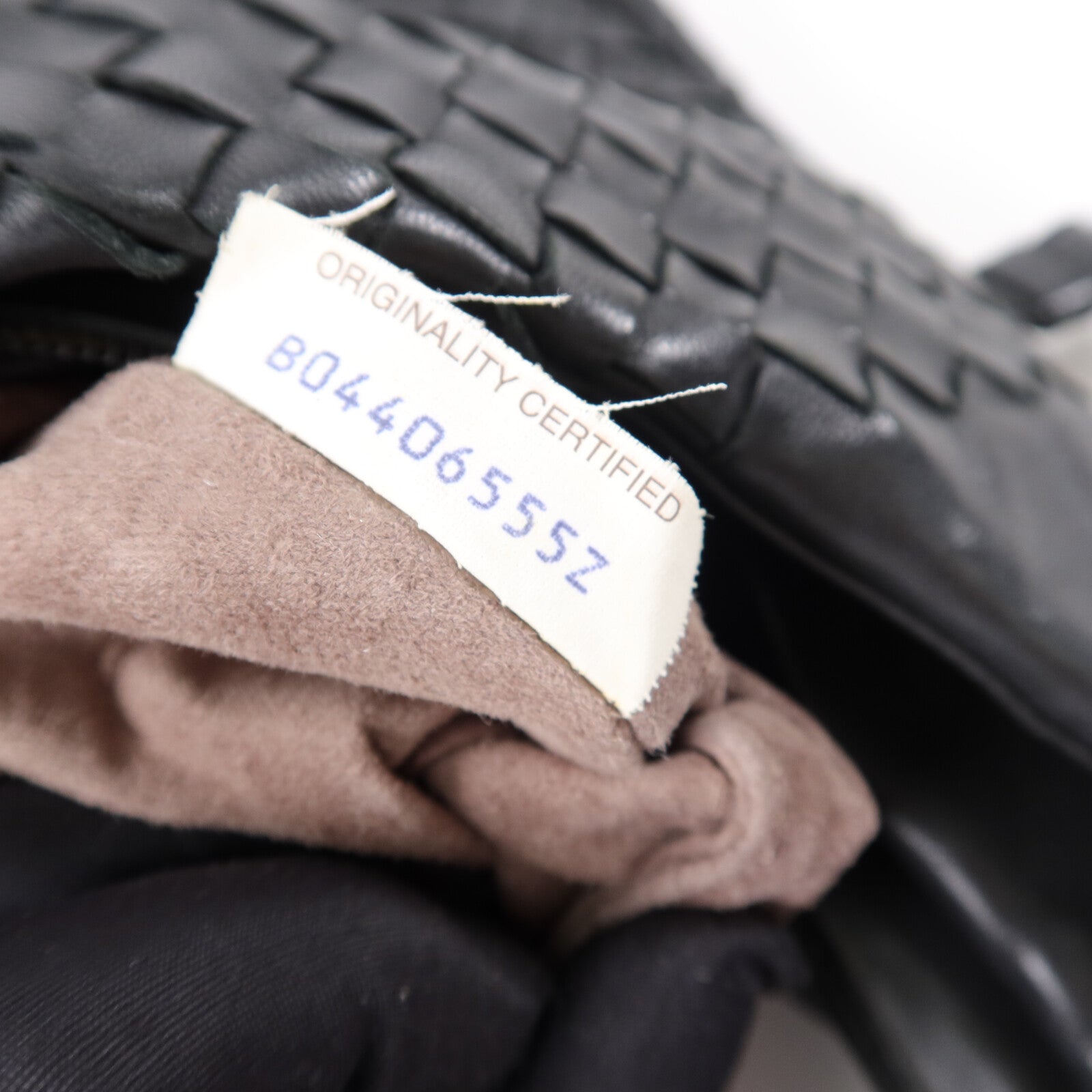 BOTTEGA VENETA 羊皮皮革Campana肩背袋