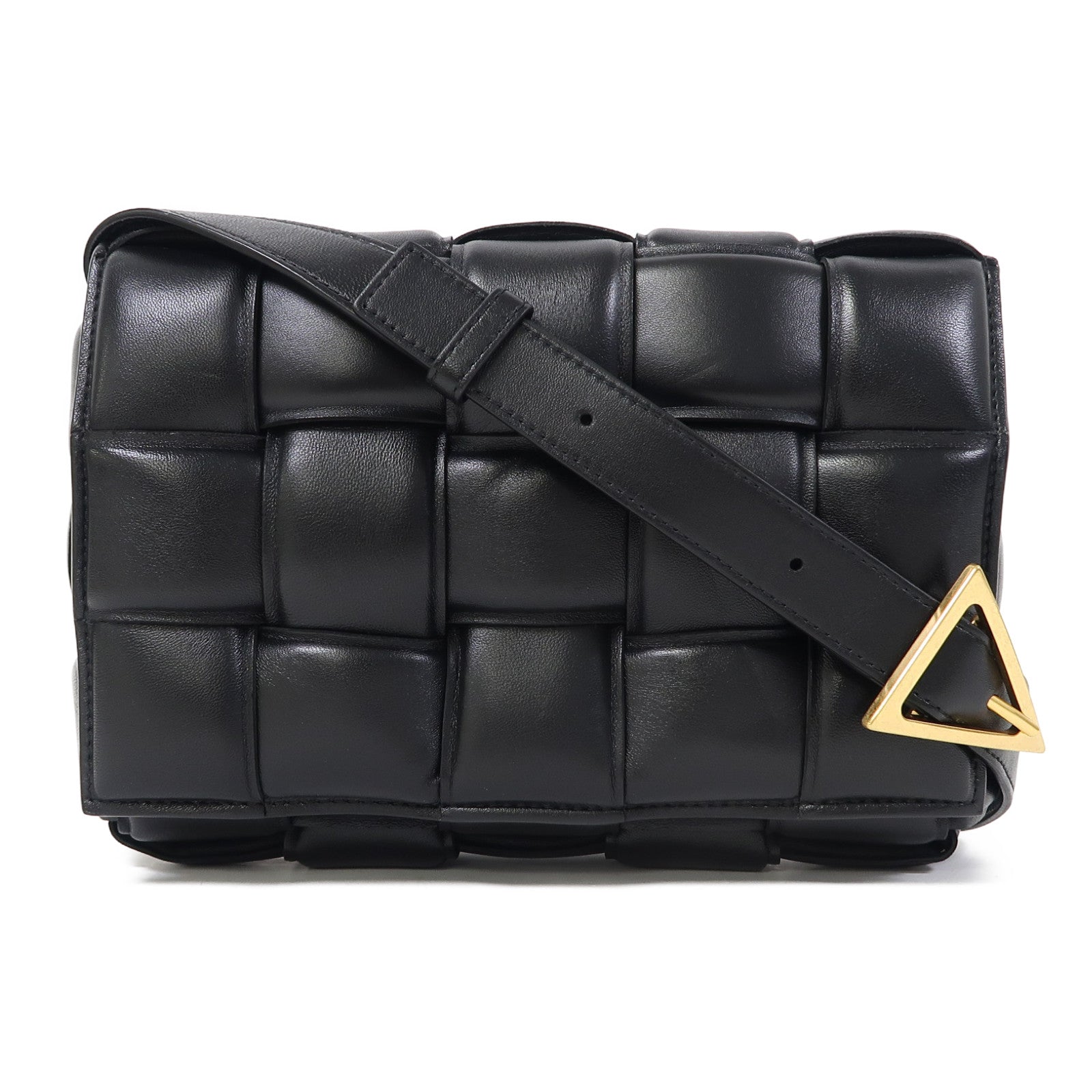 BOTTEGA VENETA 織紋羊皮皮革Padded Cassette金扣肩背袋黑色