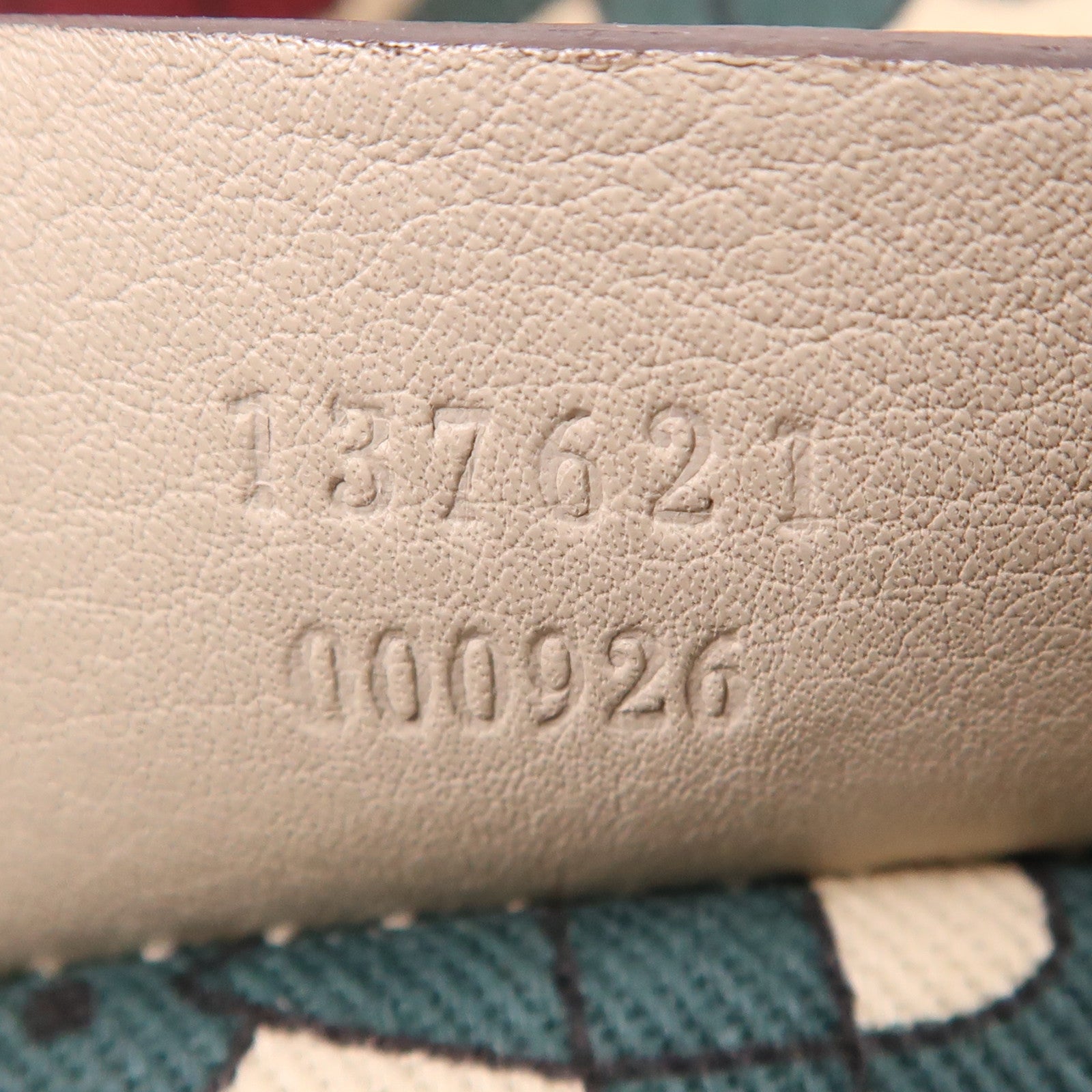 GUCCI GG GHW Shoulder Bag 137621 Calfskin Leather Beige