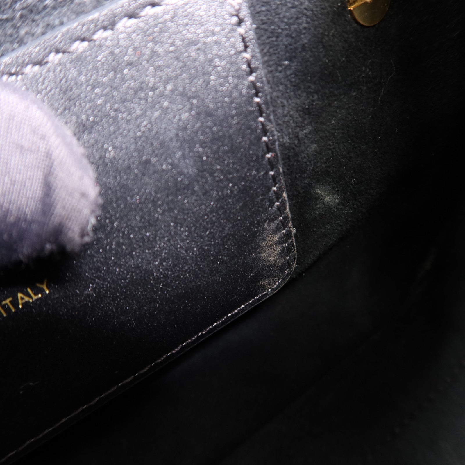 Dior 【激減優惠】牛皮皮革Bobby Bag Medium金扣肩背袋