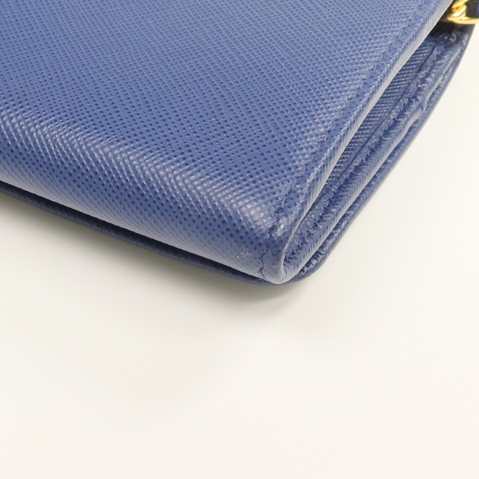 PRADA Saffiano皮革Wallet On Chain金扣鏈帶肩背袋