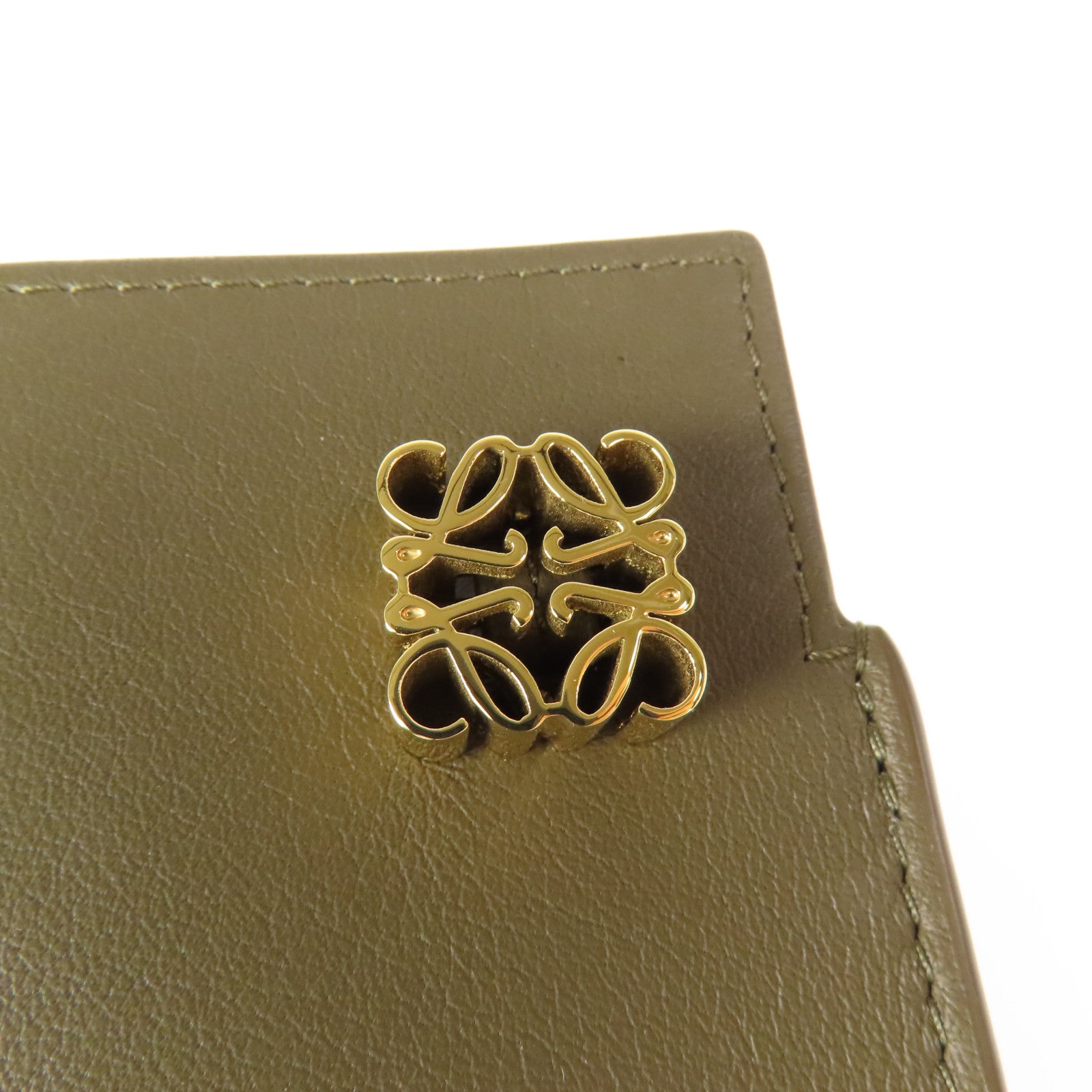 LOEWE 牛皮皮革Shoulder Bag金扣肩背袋
