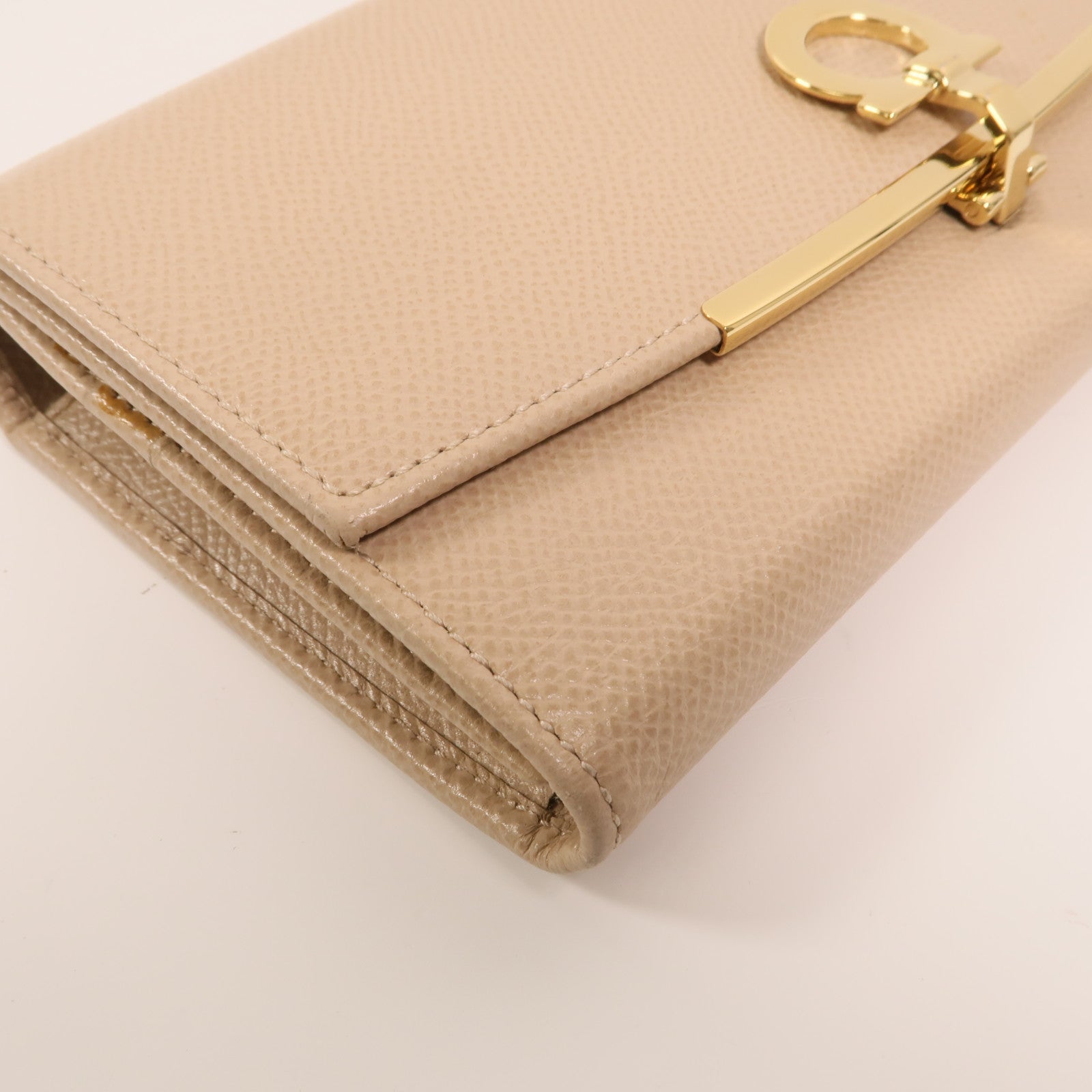 Salvatore Ferragamo 牛皮皮革Gancini Continental Wallet金扣長錢包
