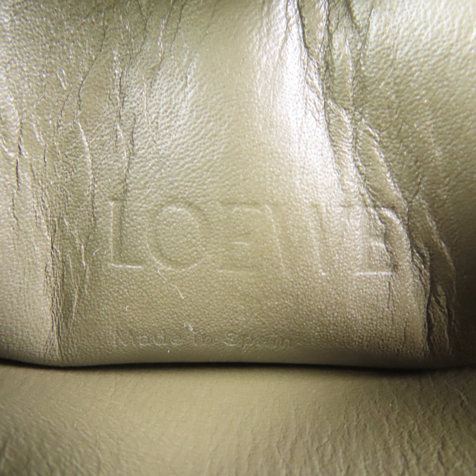 LOEWE 牛皮皮革Shoulder Bag金扣肩背袋