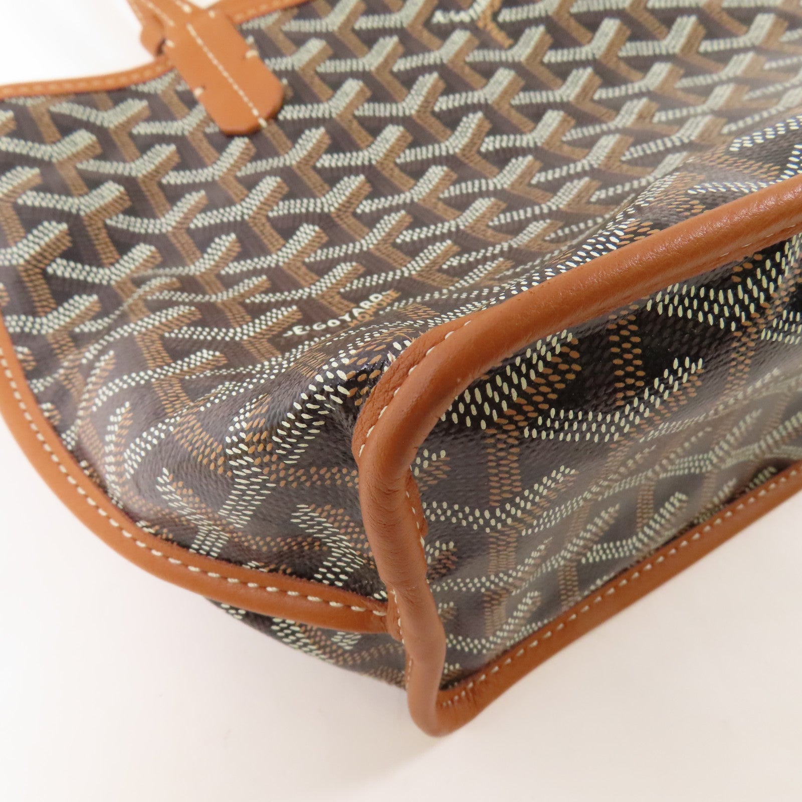 GOYARD 塗層帆布Anjou Mini Bag銀扣手挽袋