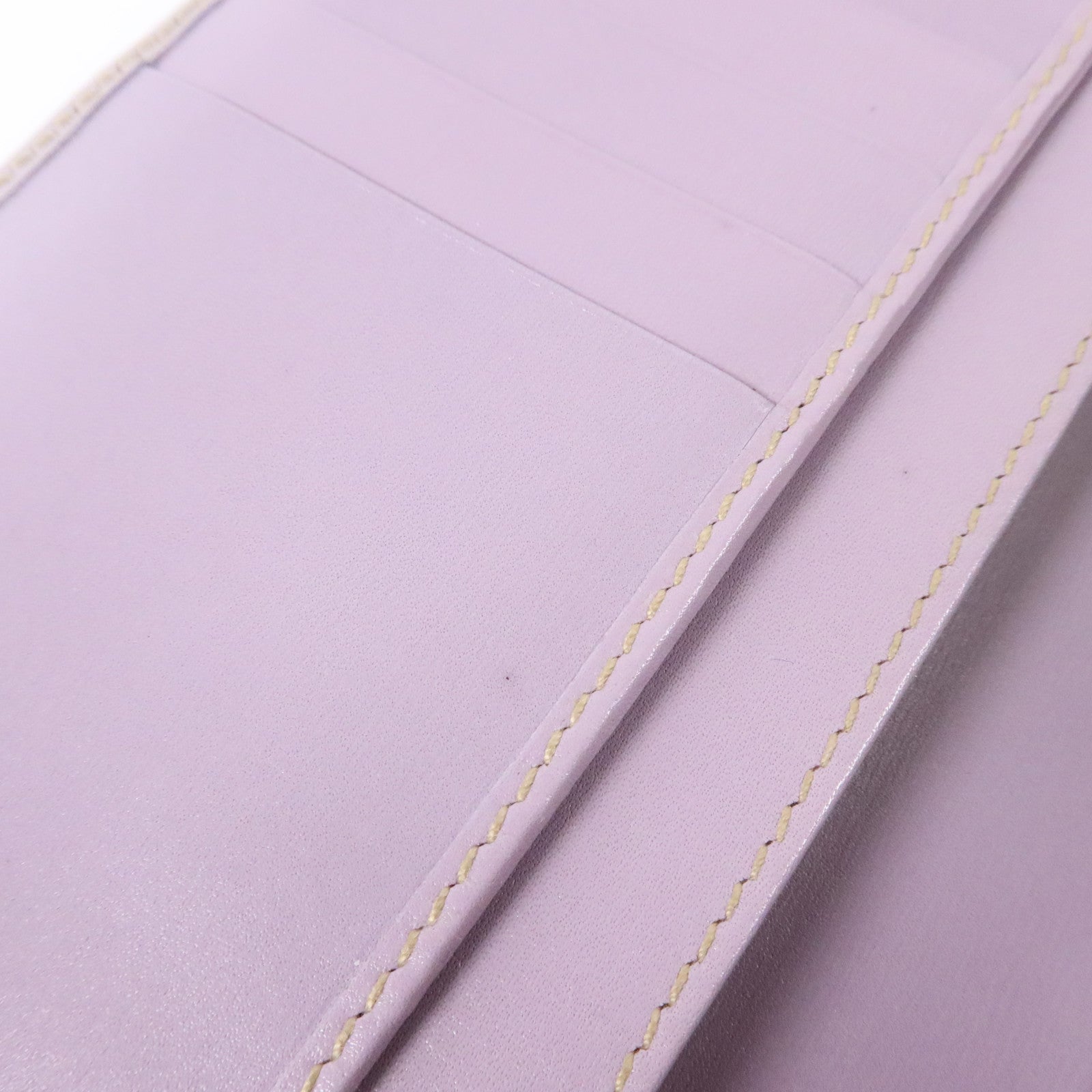 GUCCI 塗層帆布GG Supreme Continental Flap Wallet銀扣長錢包