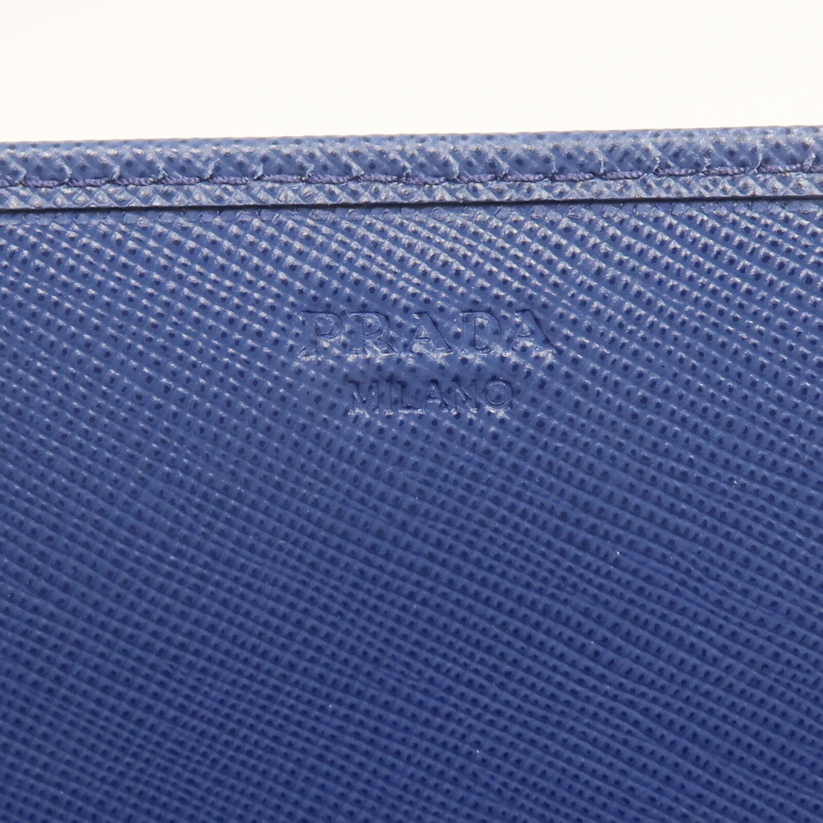 PRADA Saffiano皮革Wallet On Chain金扣鏈帶肩背袋