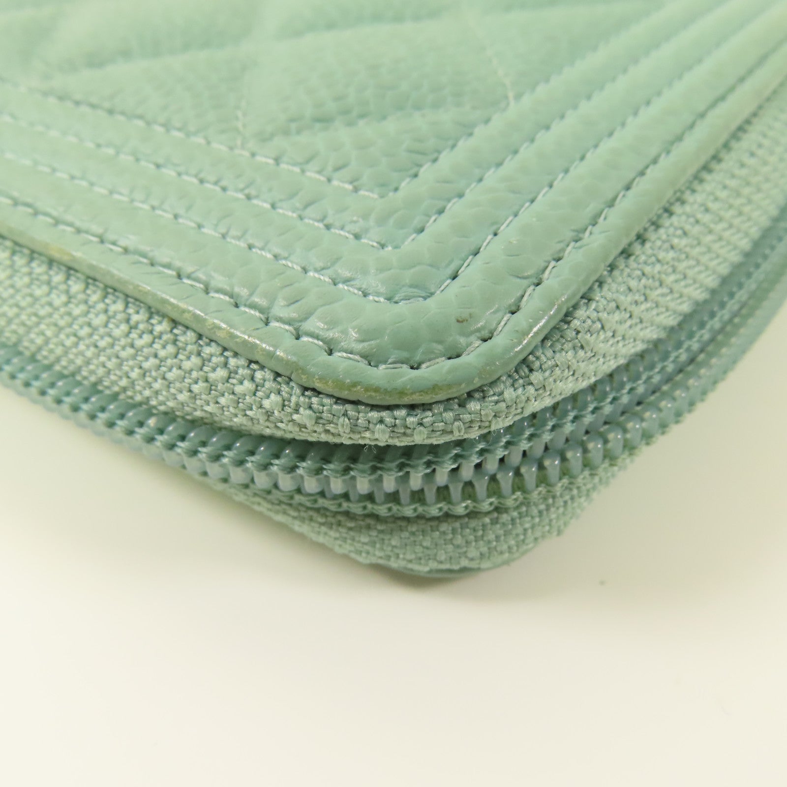 CHANEL 牛皮皮革Boy Zipper Long Wallet金扣長錢包