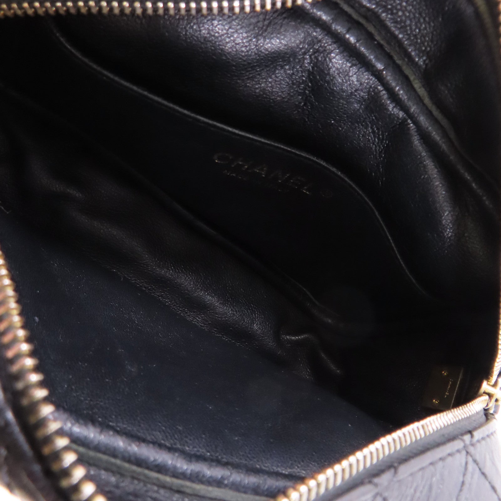 CHANEL 皮革Chain Shoulder金扣鏈帶肩背袋